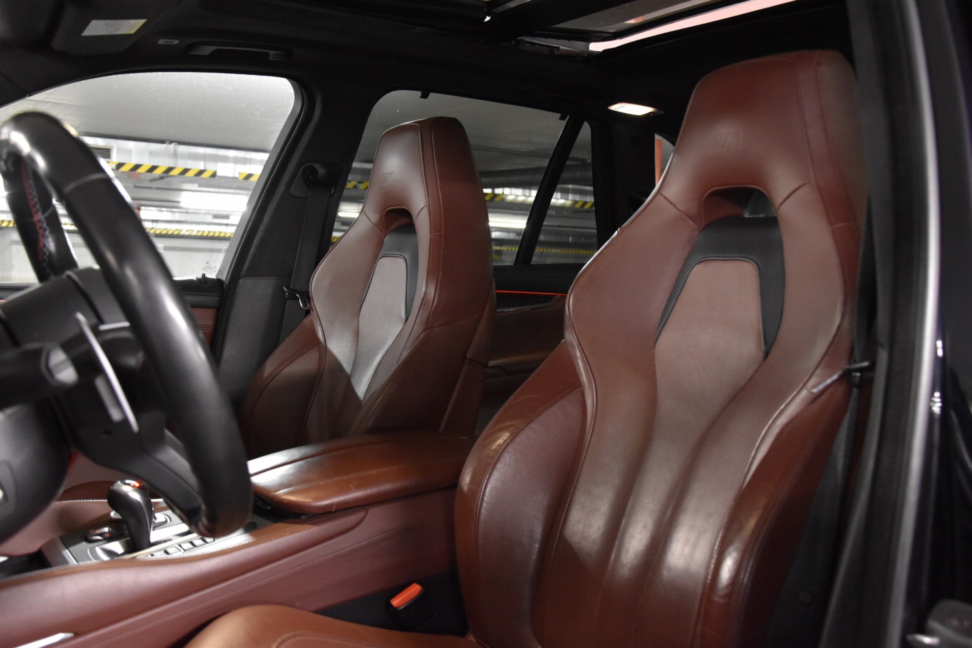 BMW X5M Steptronic * CARBONSCHWARZ INDIVIDUAL *-image-28