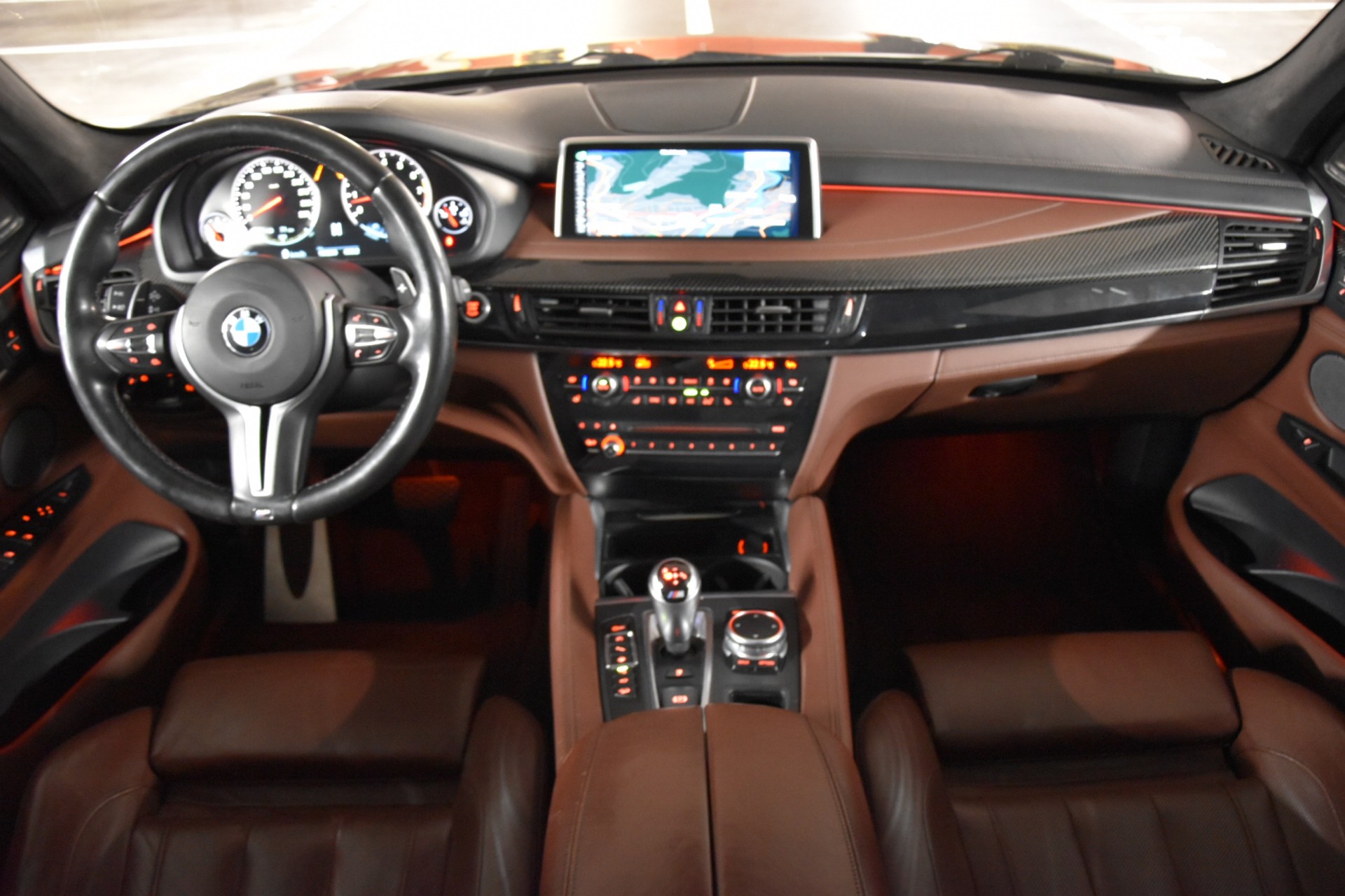 BMW X5M Steptronic * CARBONSCHWARZ INDIVIDUAL *-image-12