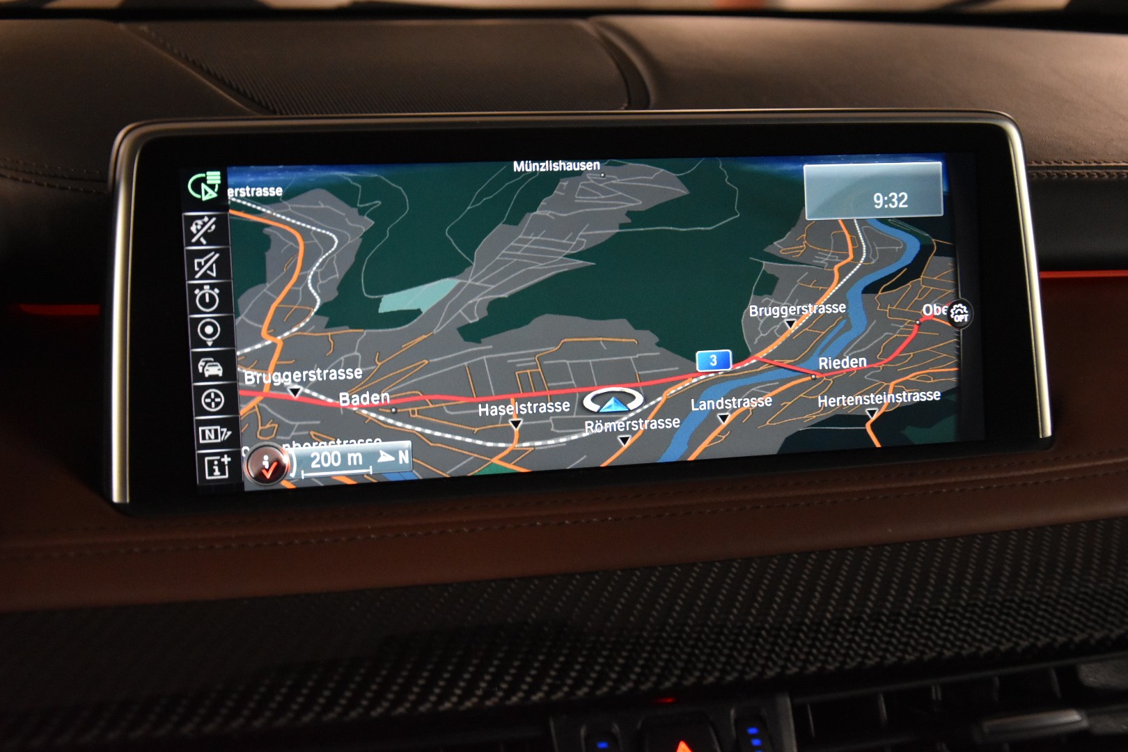 BMW X5M Steptronic * CARBONSCHWARZ INDIVIDUAL *-image-19