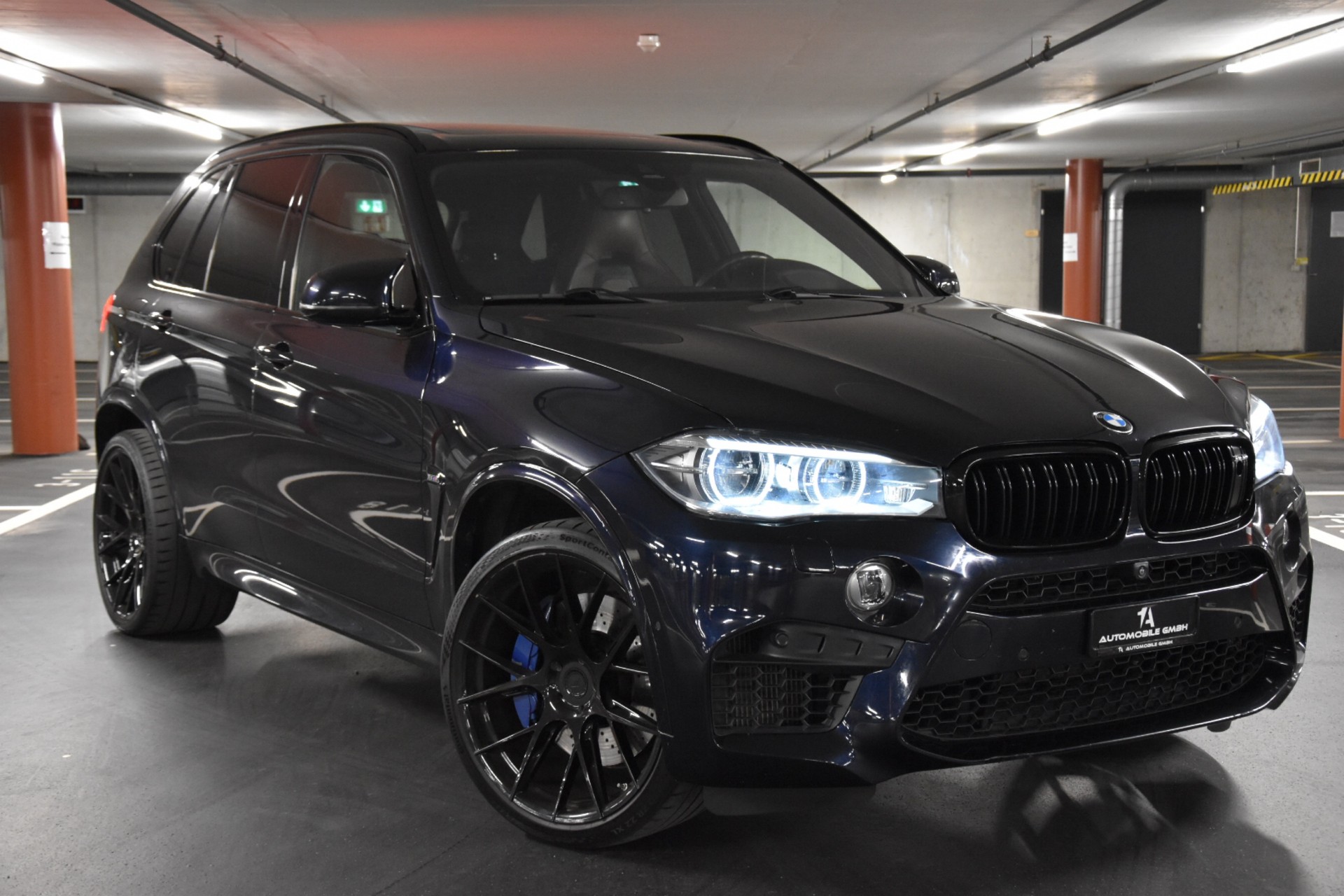 BMW X5M Steptronic * CARBONSCHWARZ INDIVIDUAL *-image-10
