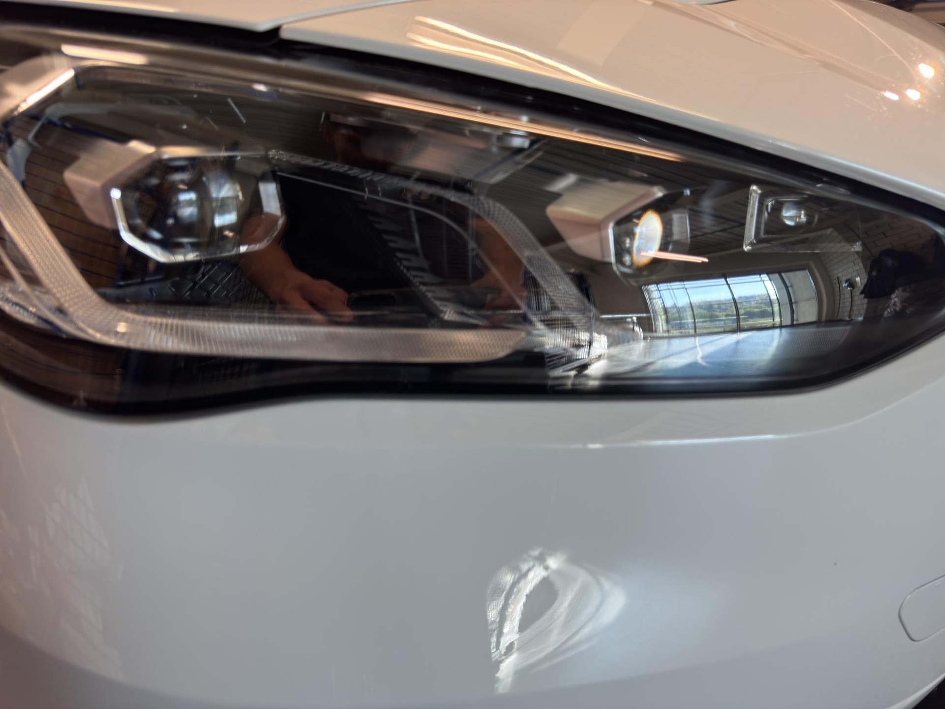 BMW 218d Active Tourer-image-5