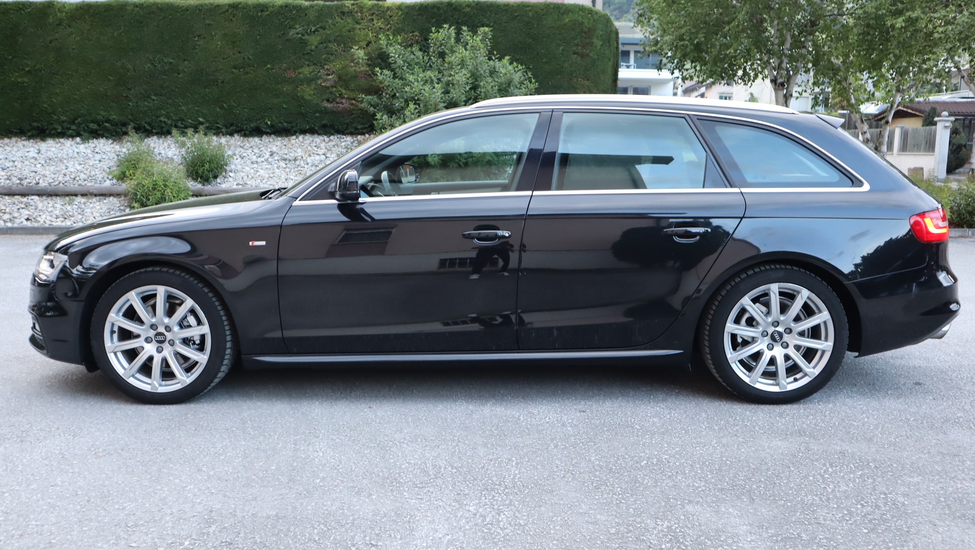 AUDI A4 Avant 1.8 TFSI-image-2