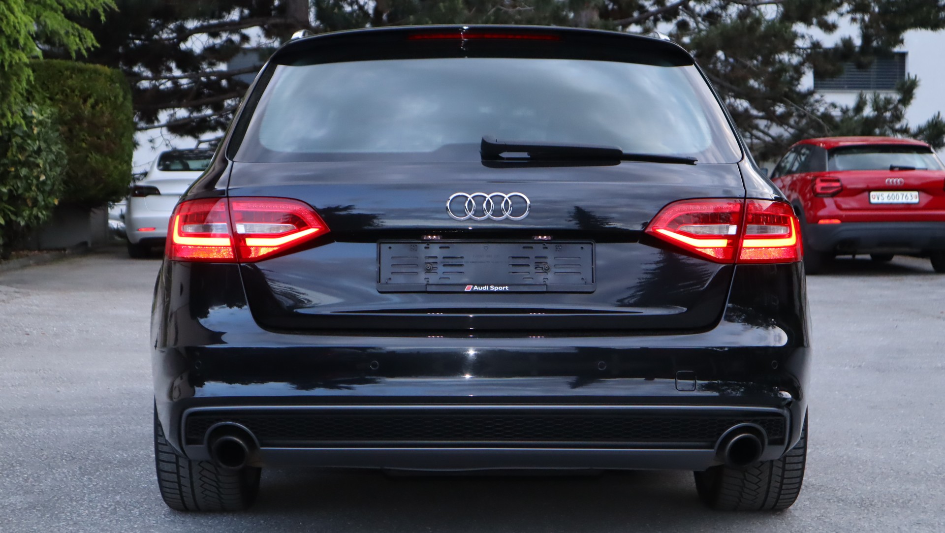 AUDI A4 Avant 1.8 TFSI-image-1