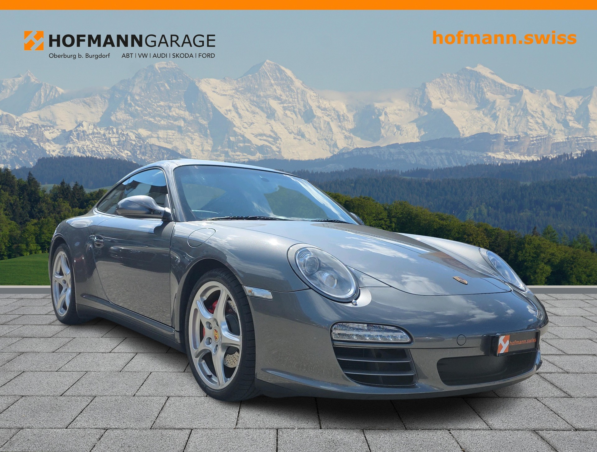 PORSCHE 911 Carrera 4S-image-1