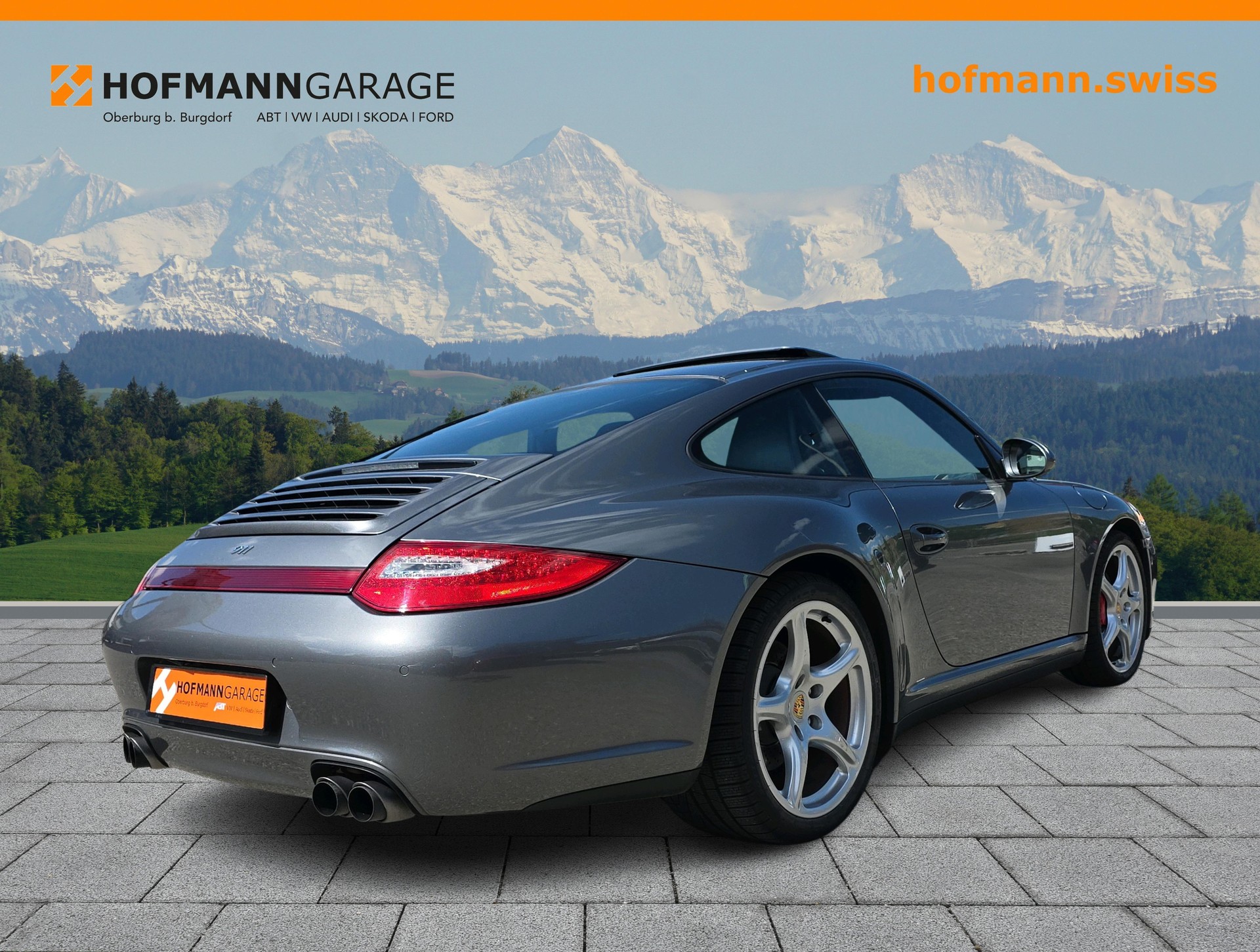 PORSCHE 911 Carrera 4S-image-5