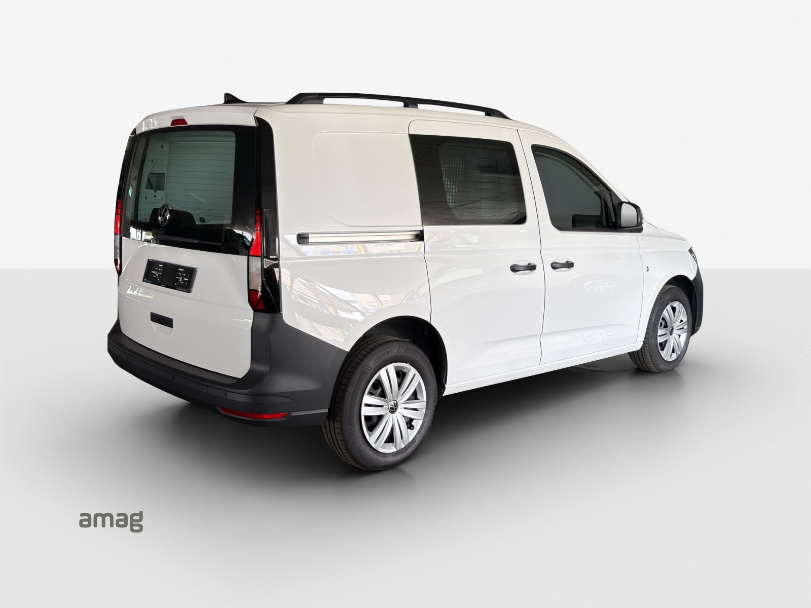 VW Caddy Cargo 2.0TDI-image-4