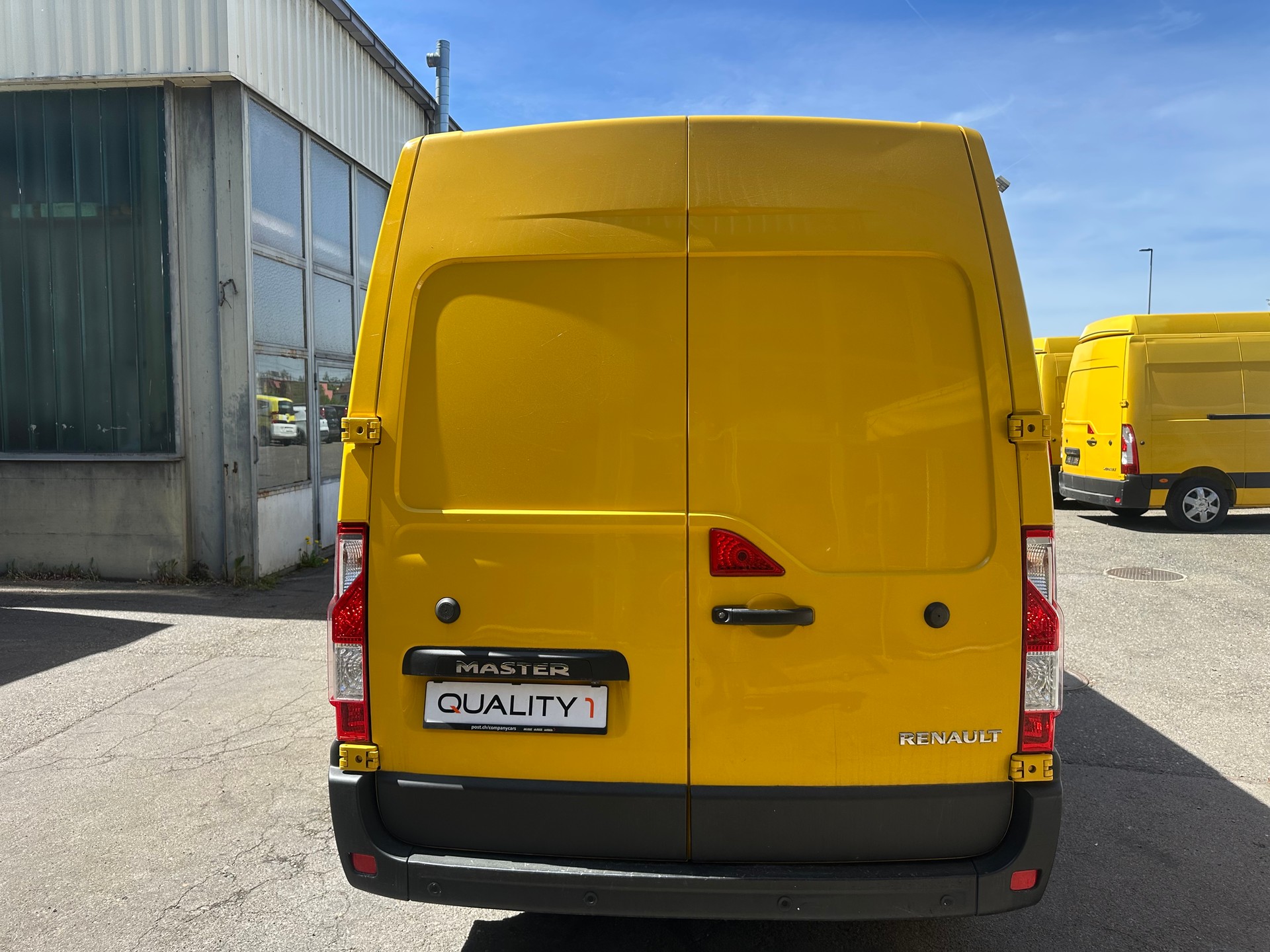 RENAULT Master T35 2.3dCi 130 L3H2-image-3