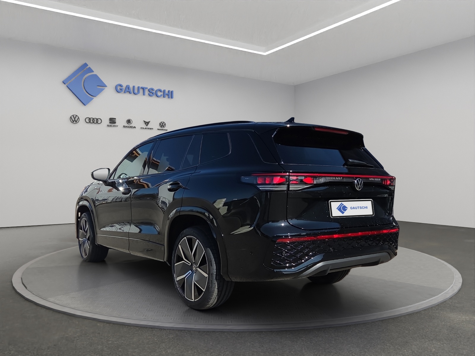 VW Tayron 2.0 TSI R-Line DSG 4Motion-image-2