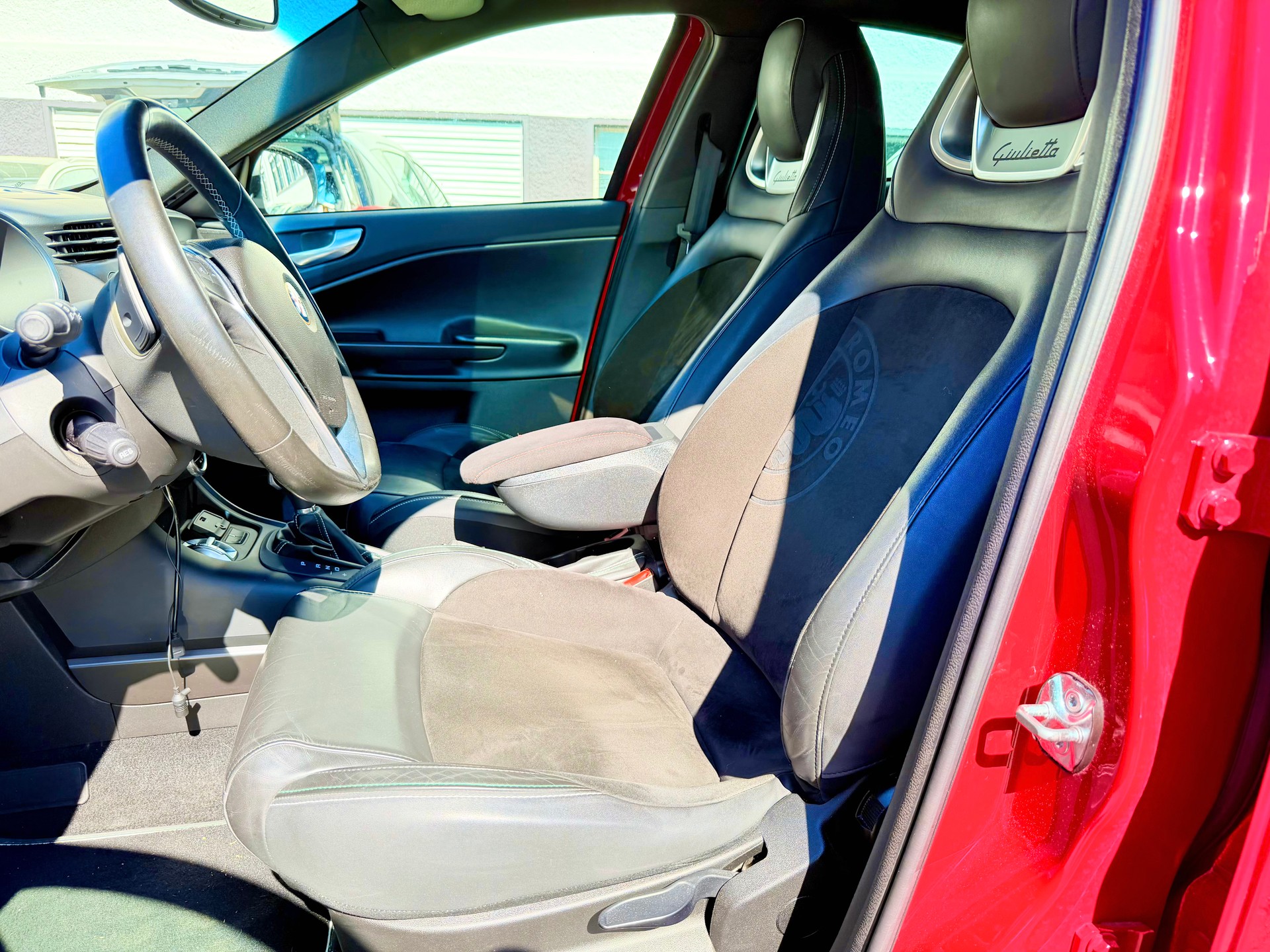 ALFA ROMEO Giulietta 1750 TBi Quadrifoglio Verde TCT-image-9
