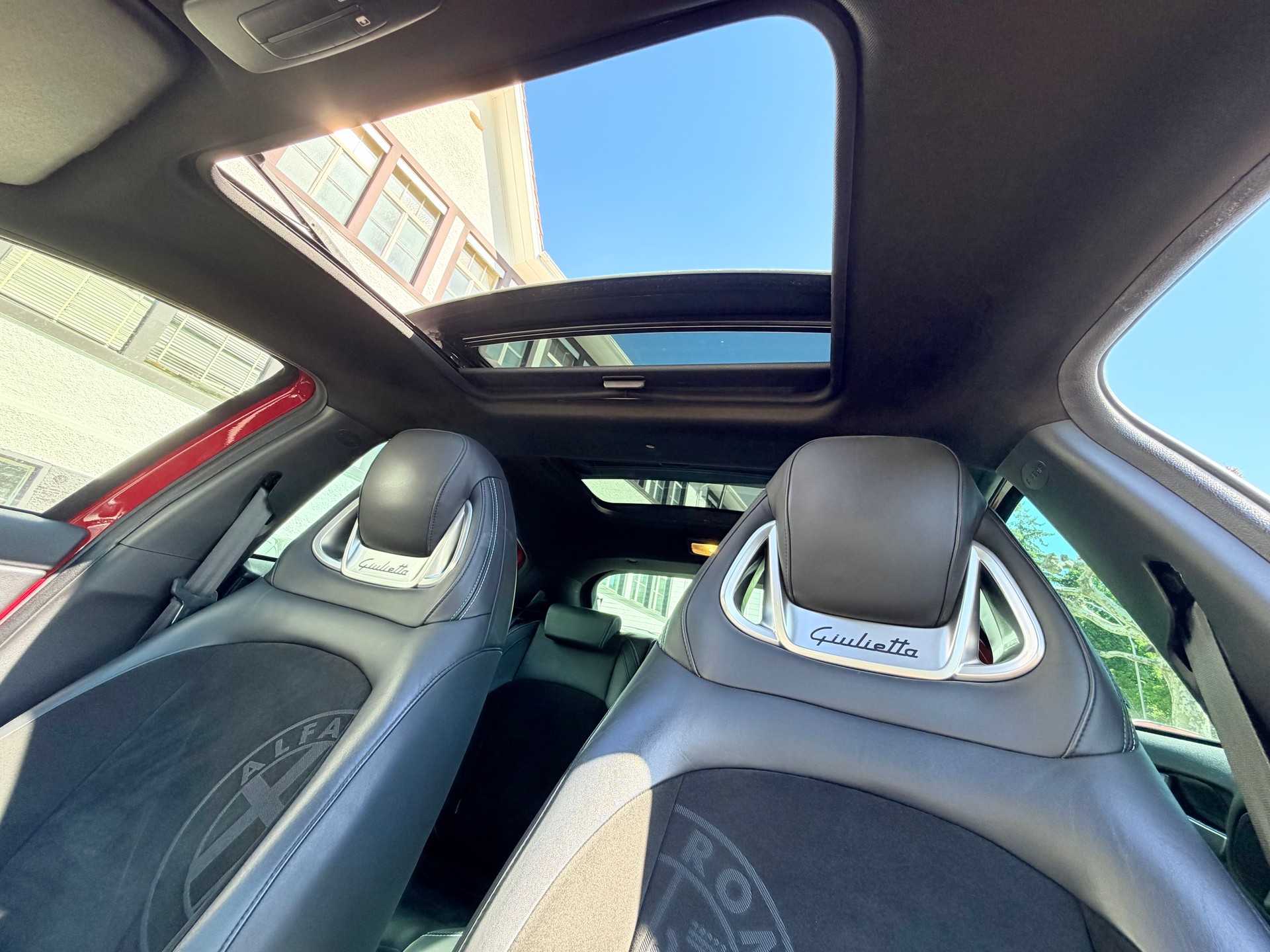 ALFA ROMEO Giulietta 1750 TBi Quadrifoglio Verde TCT-image-14