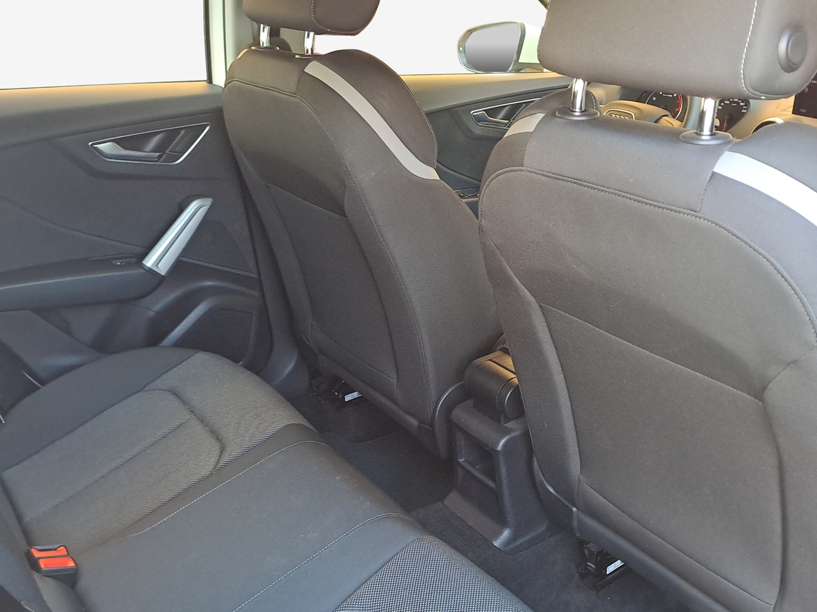 AUDI Q2 35 TFSI S-tronic-image-15