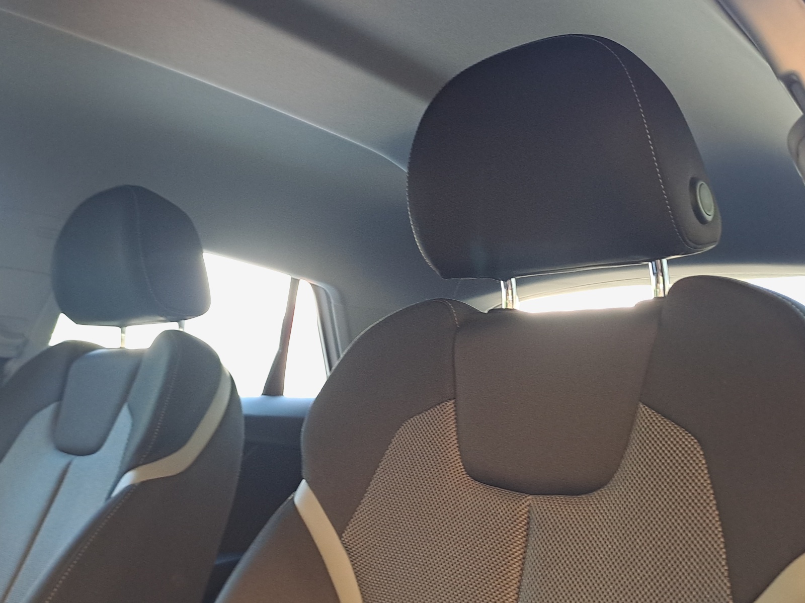 AUDI Q2 35 TFSI S-tronic-image-13