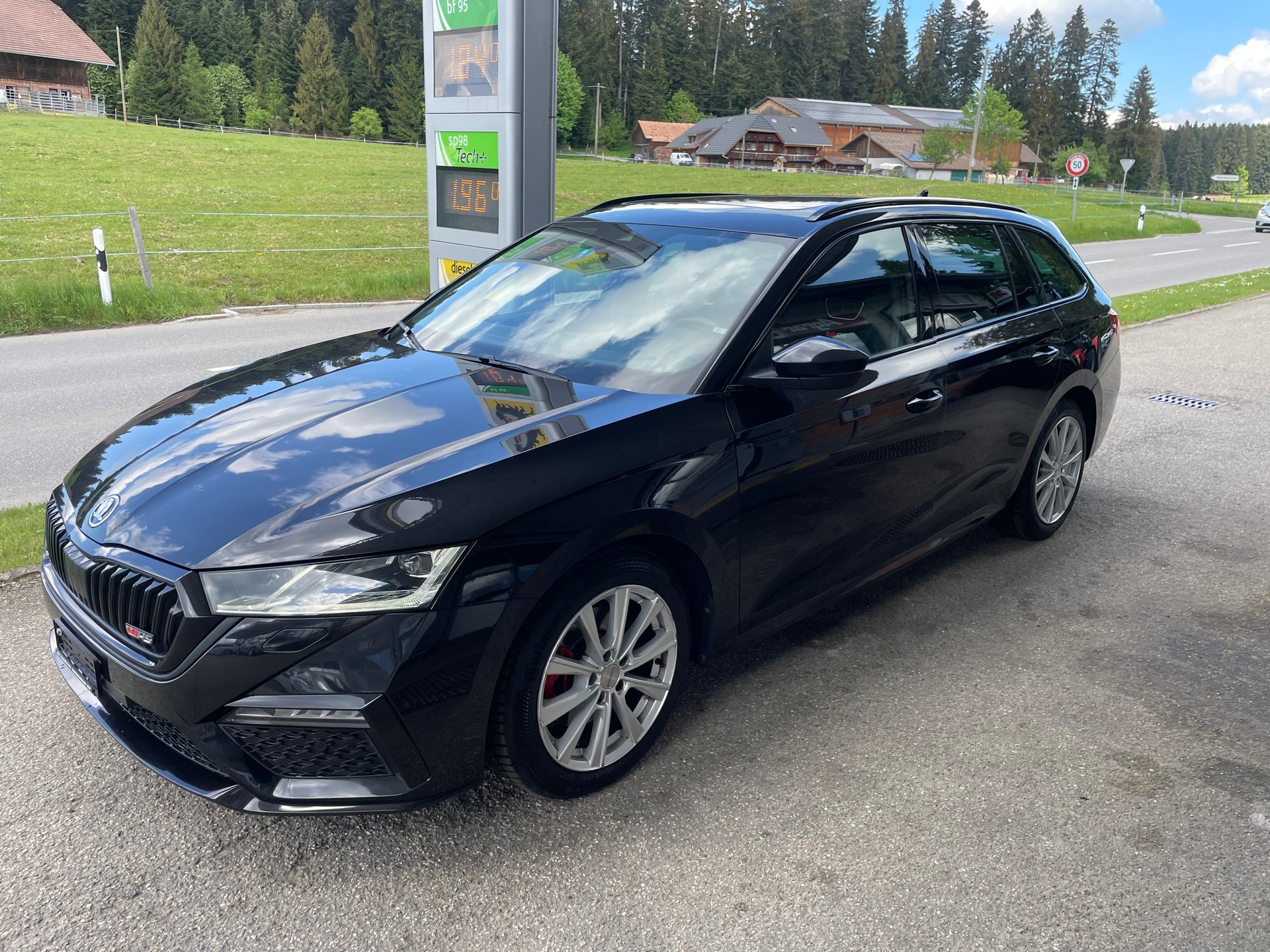 SKODA Octavia Combi 2.0 TDI DSG RS 4x4