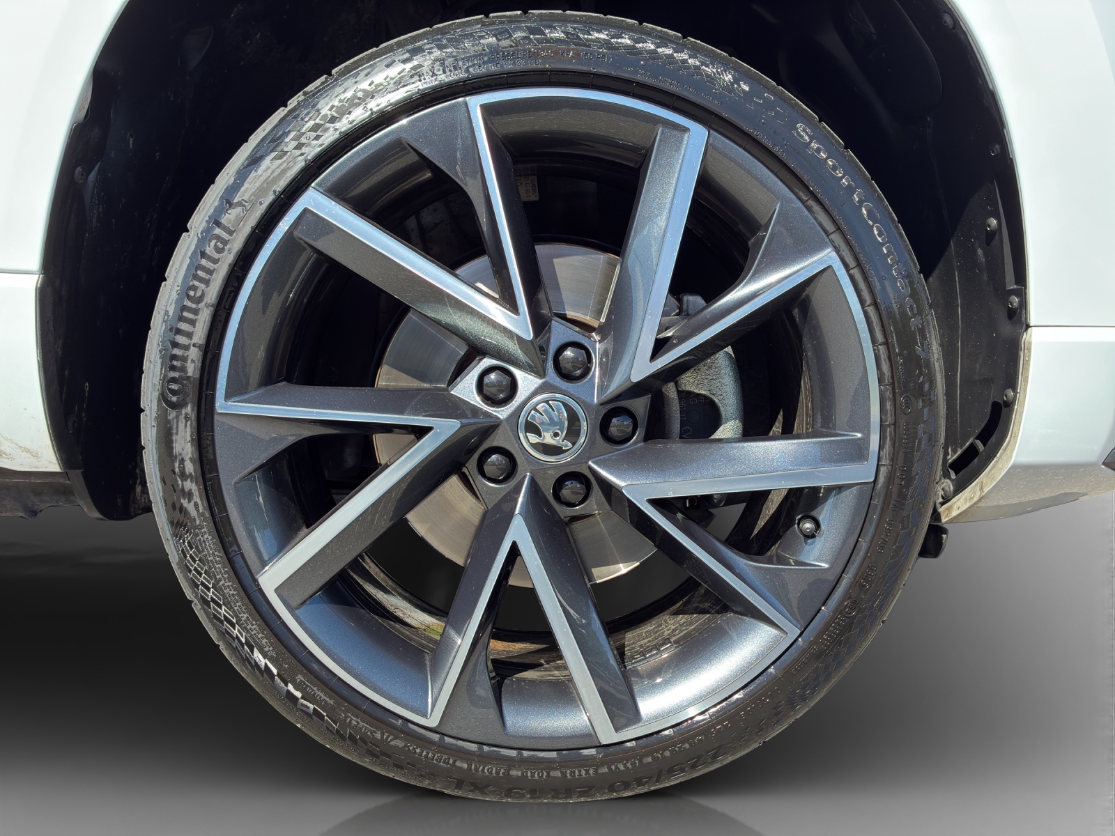 SKODA Karoq 1.5 TSI ACT SportLine DSG-image-15