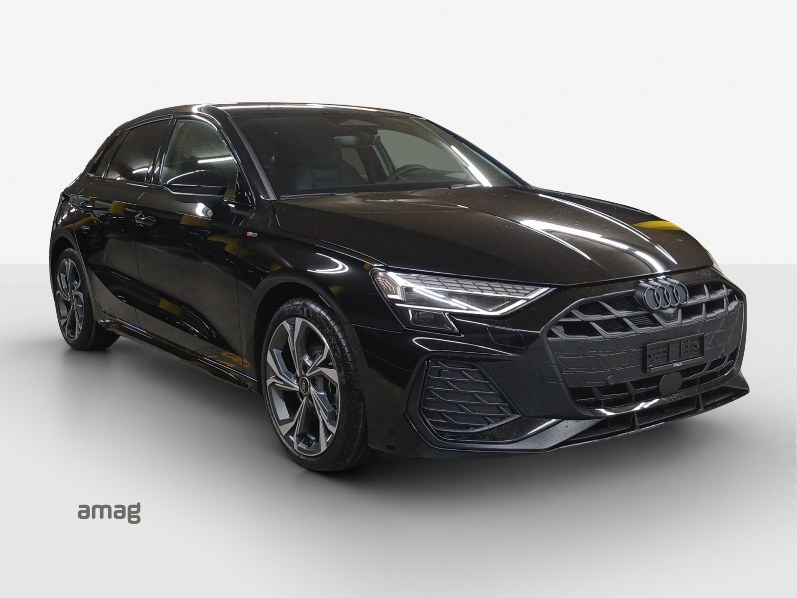 AUDI A3 Sportback TFSI 110 kW S line S tronic-image-5