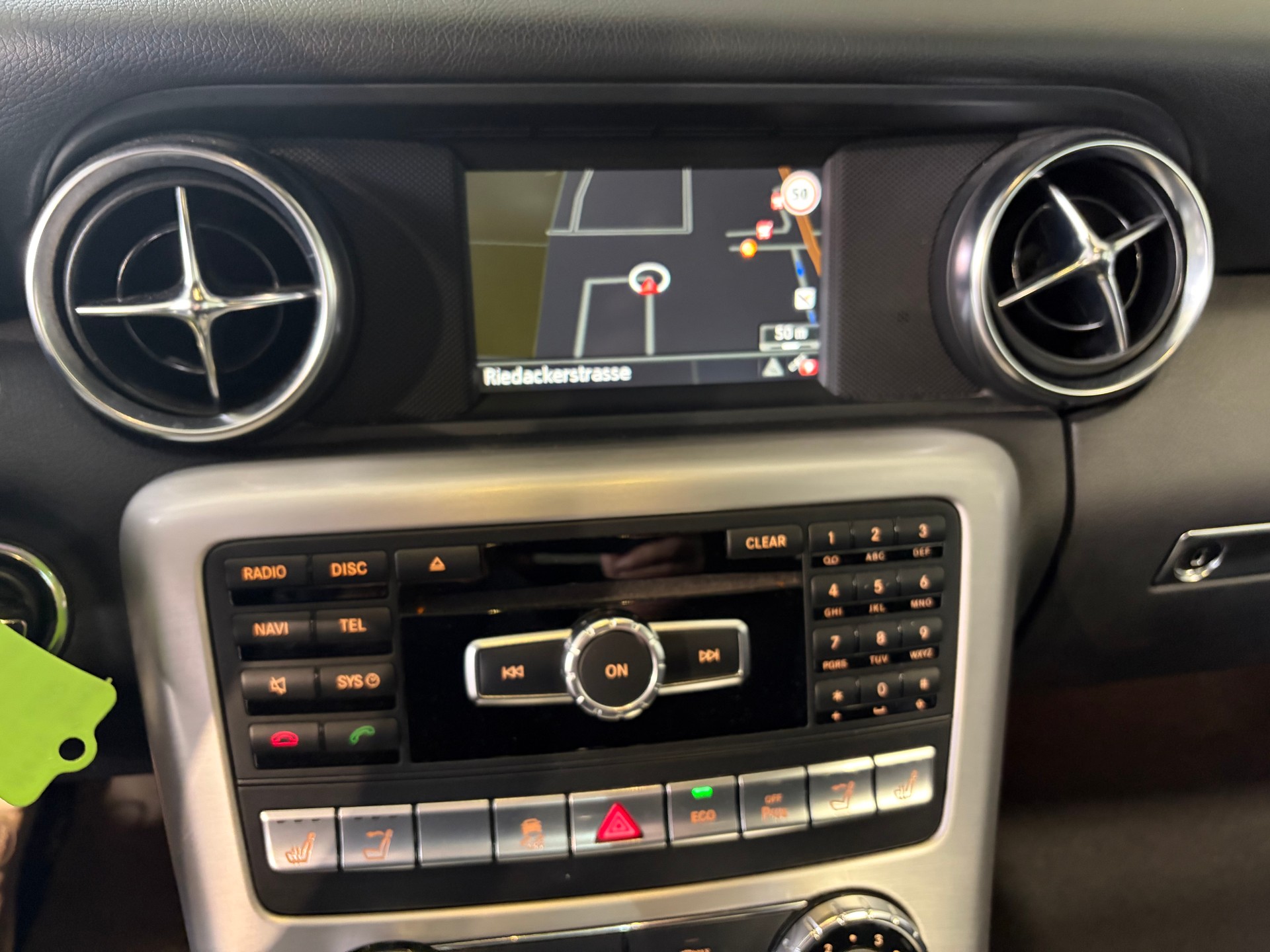 MERCEDES-BENZ SLK 250 7G-Tronic*AMG-Line*Ch-Fahrzeug*Kopfraumheizung*-image-16
