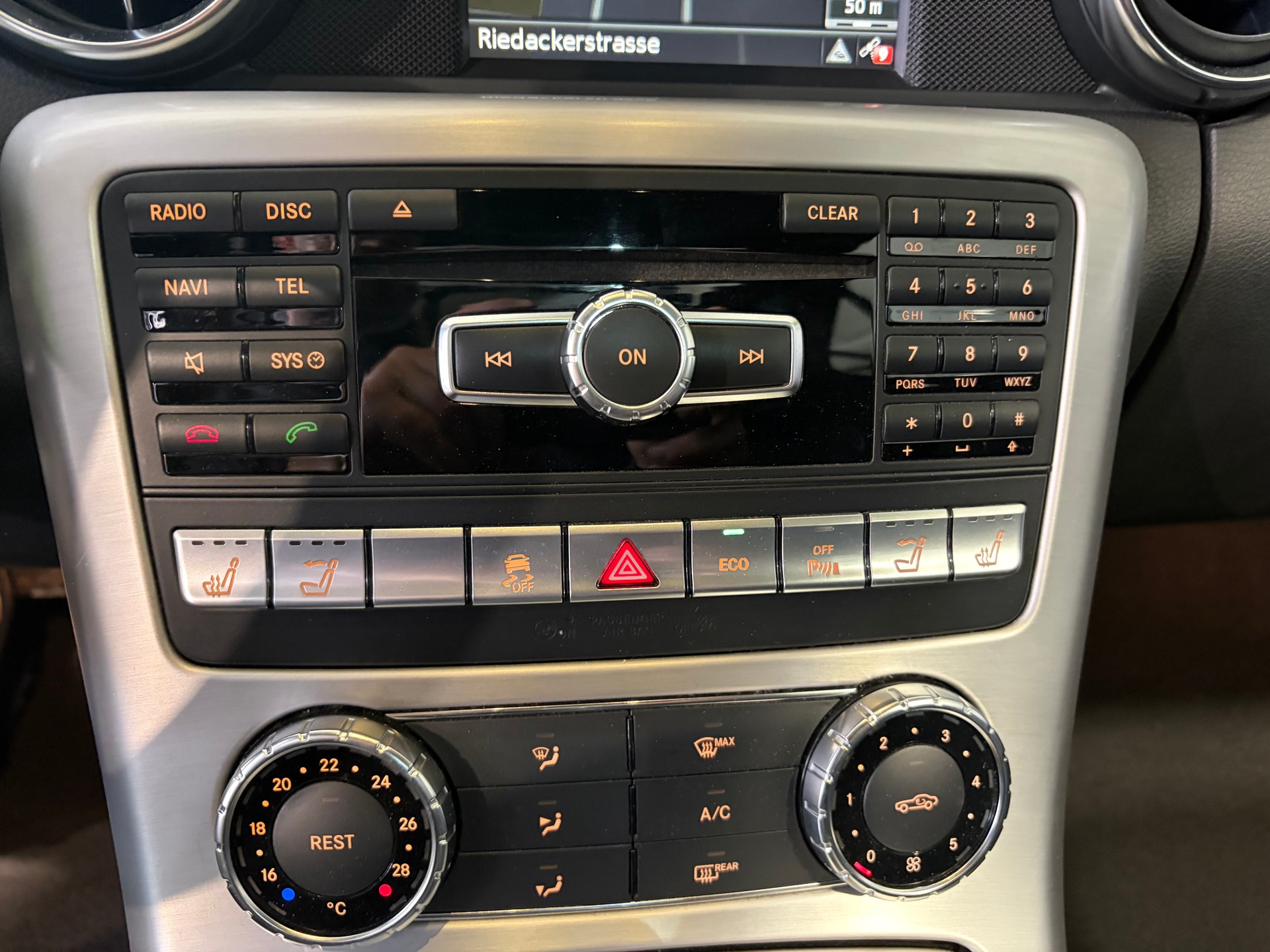 MERCEDES-BENZ SLK 250 7G-Tronic*AMG-Line*Ch-Fahrzeug*Kopfraumheizung*-image-15