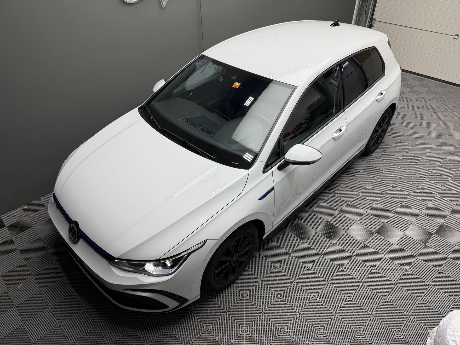 VW Golf 1.5 eTSI mHEV ACT R-Line DSG-image-5