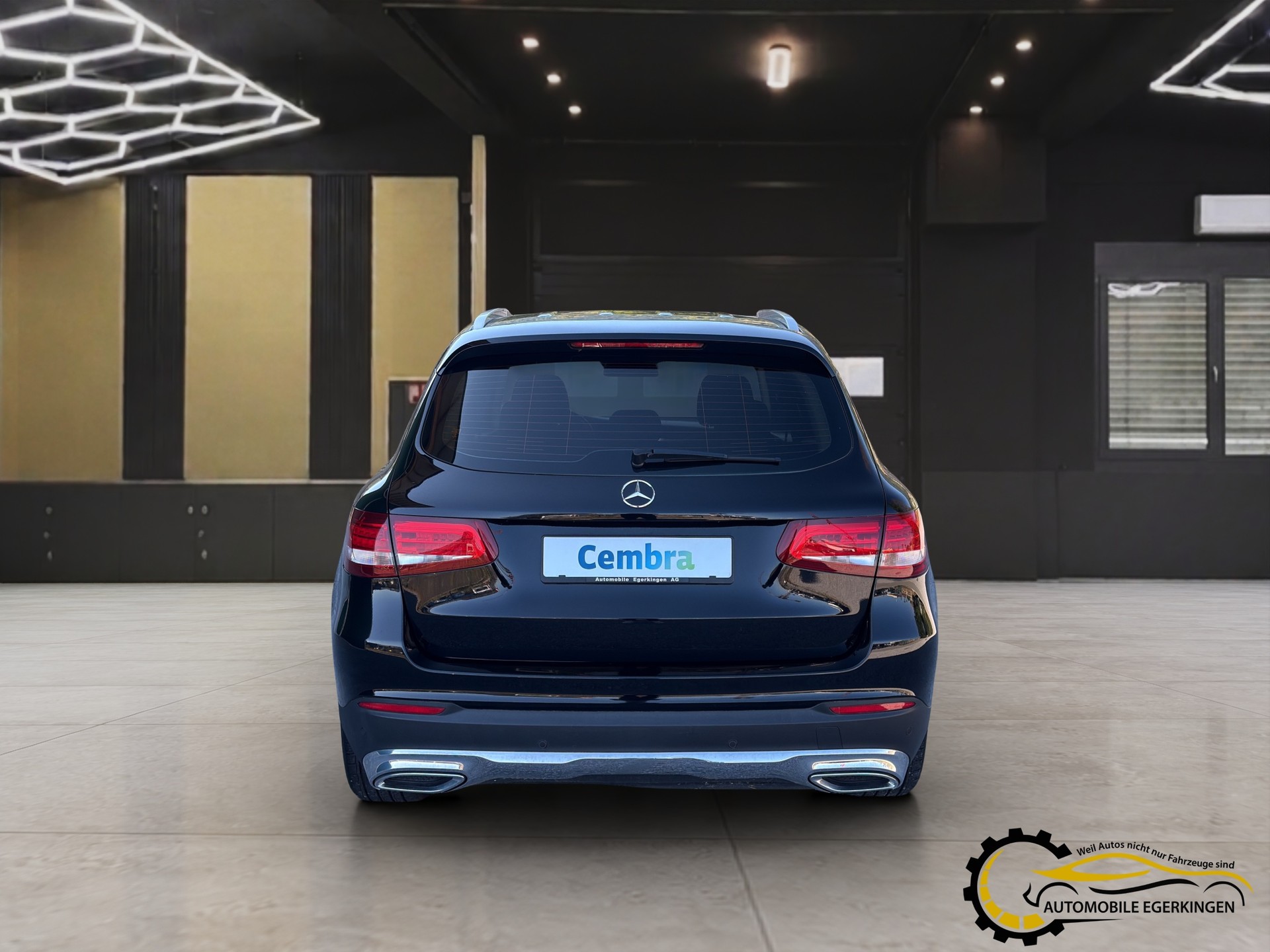 MERCEDES-BENZ GLC 220 d 4Matic 9G-Tronic-image-5