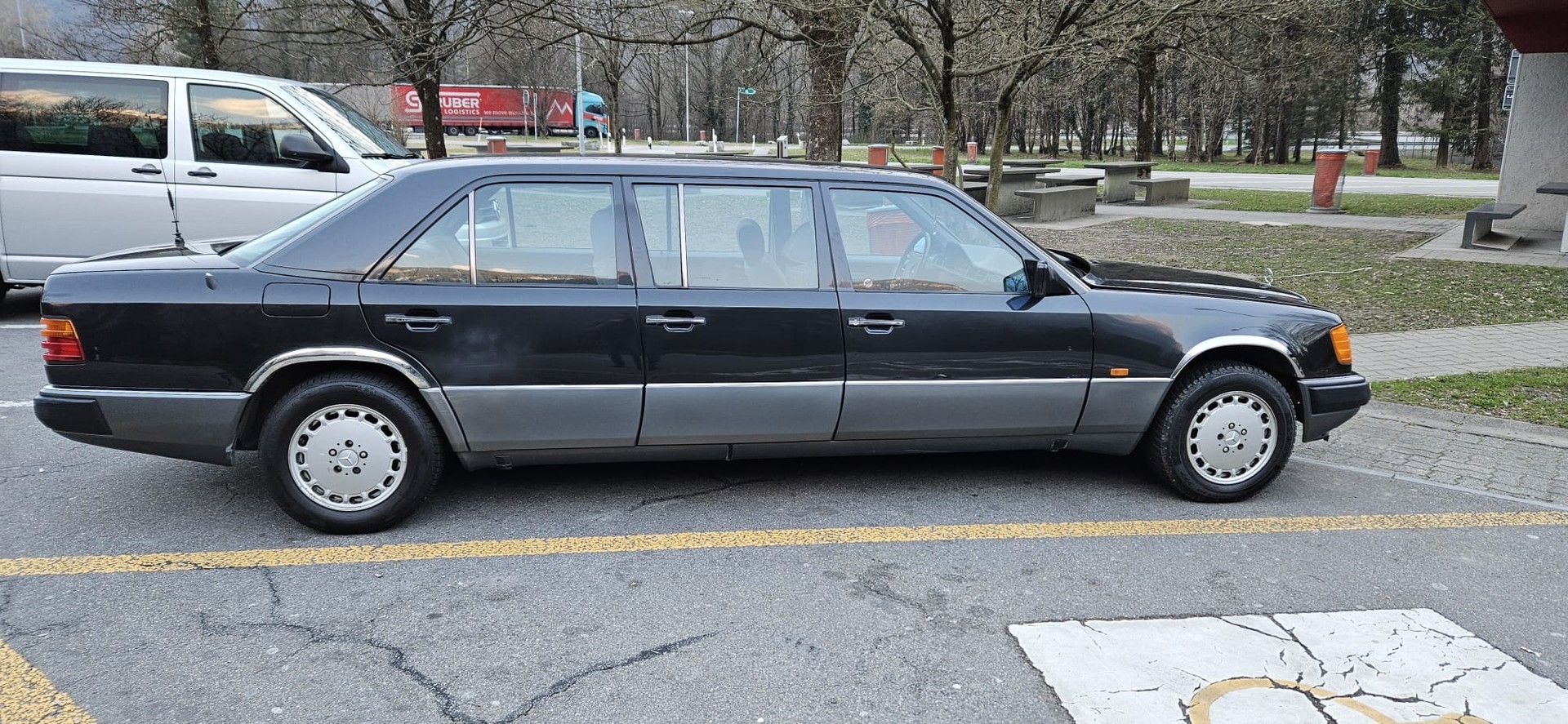 MERCEDES-BENZ 260 E lang-image-6
