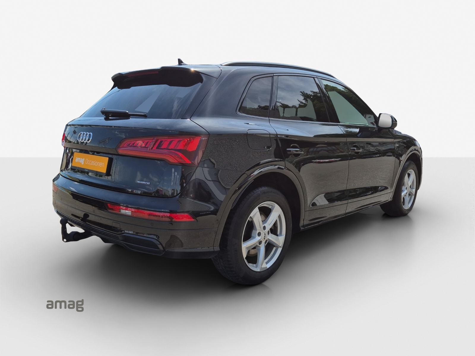AUDI Q5 40 TDI sport quattro S-tronic-image-4