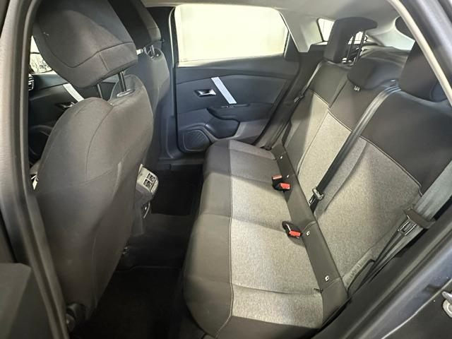 CITROEN C4 1.2 PureTech Swiss Edition-image-4