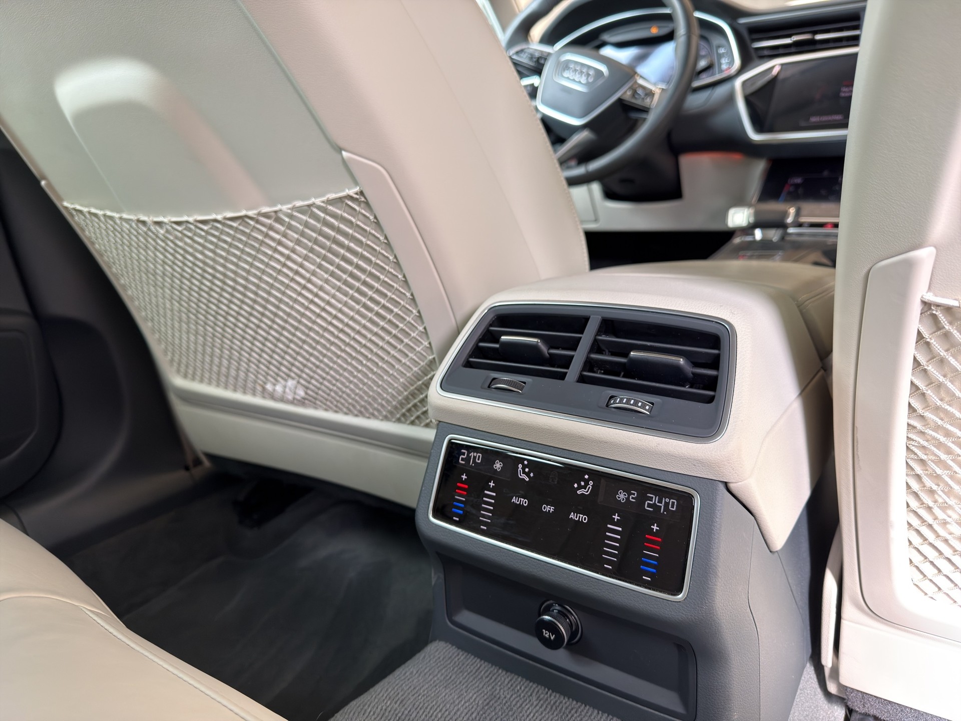 AUDI A6 Avant 50 TDI Sport quattro tiptronic-image-18