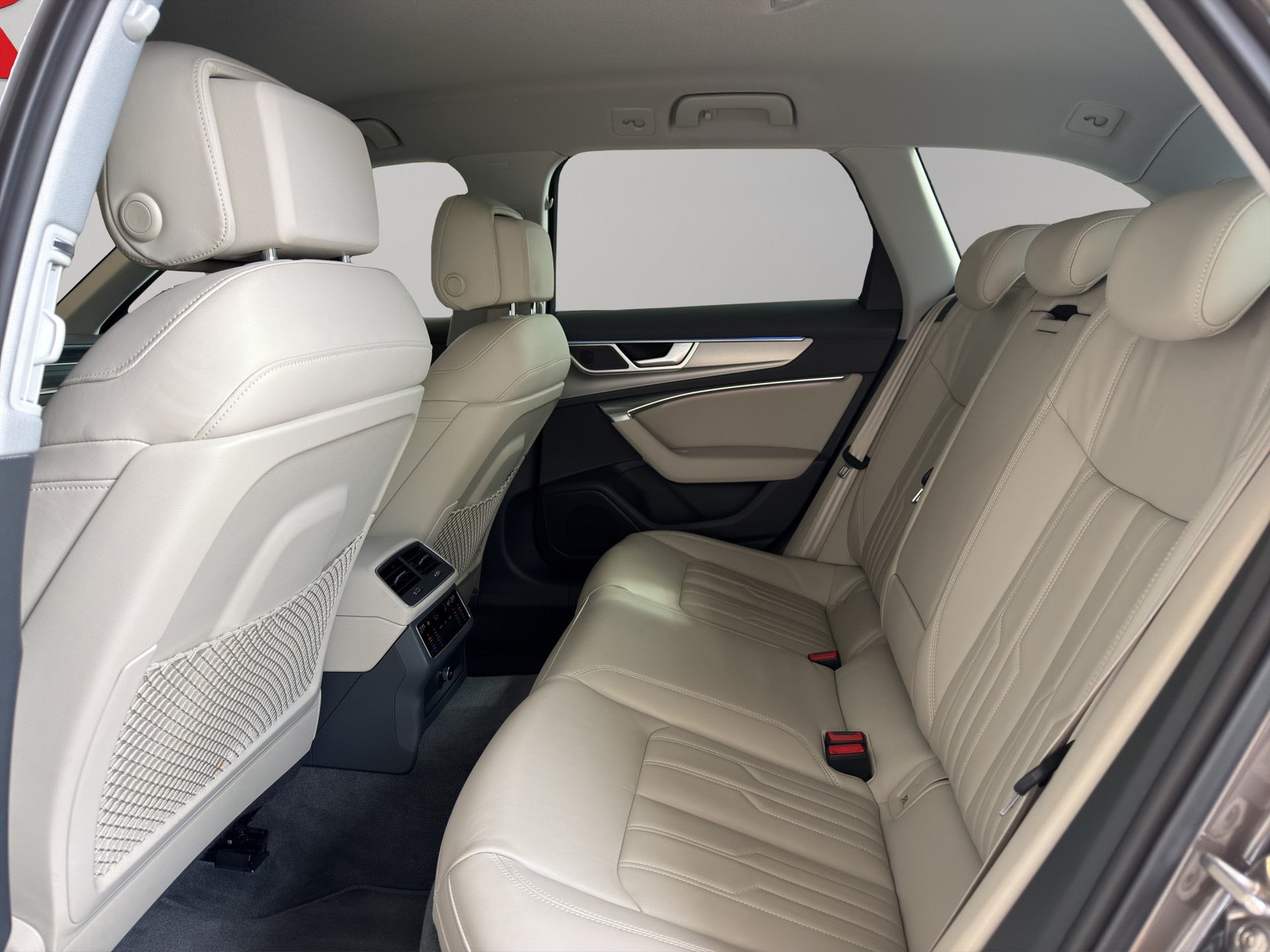 AUDI A6 Avant 50 TDI Sport quattro tiptronic-image-13