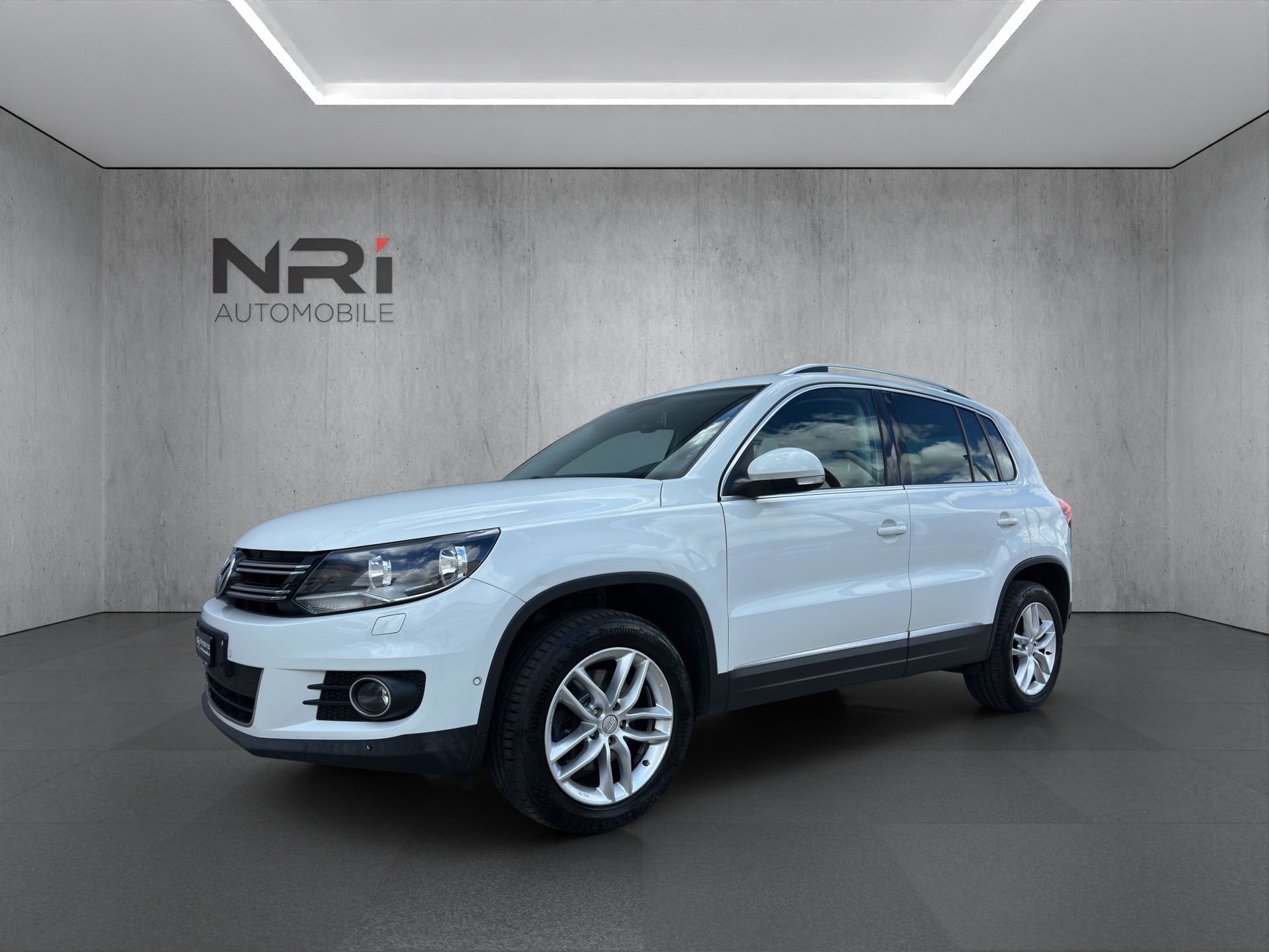 VW Tiguan 2.0 TDI BMT Sport & Style DSG