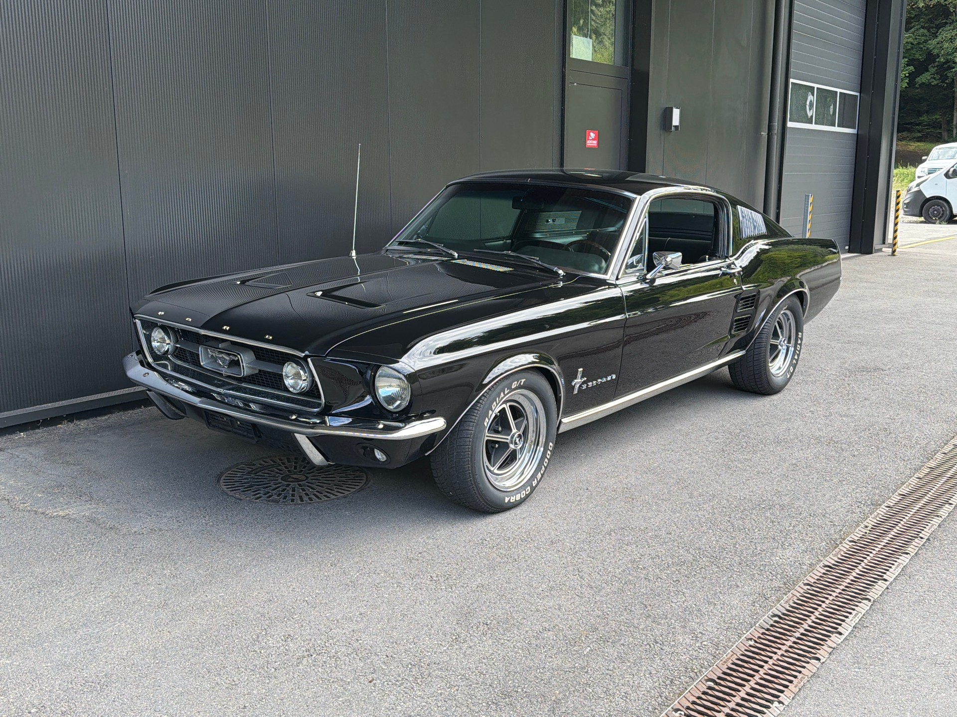 FORD Mustang 289 V8 Fastback-image-0