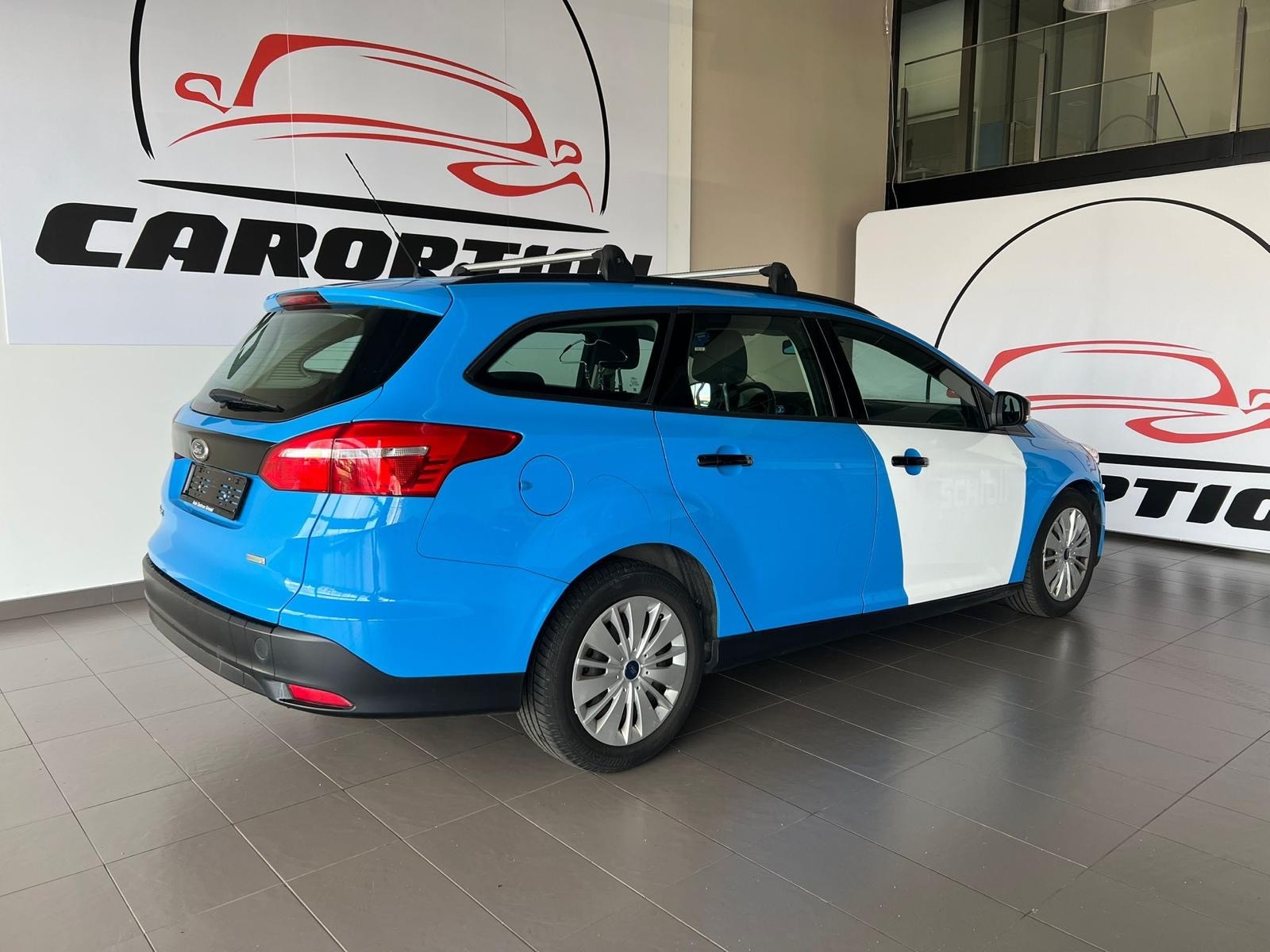 FORD Focus 1.0 SCTi Trend-image-3