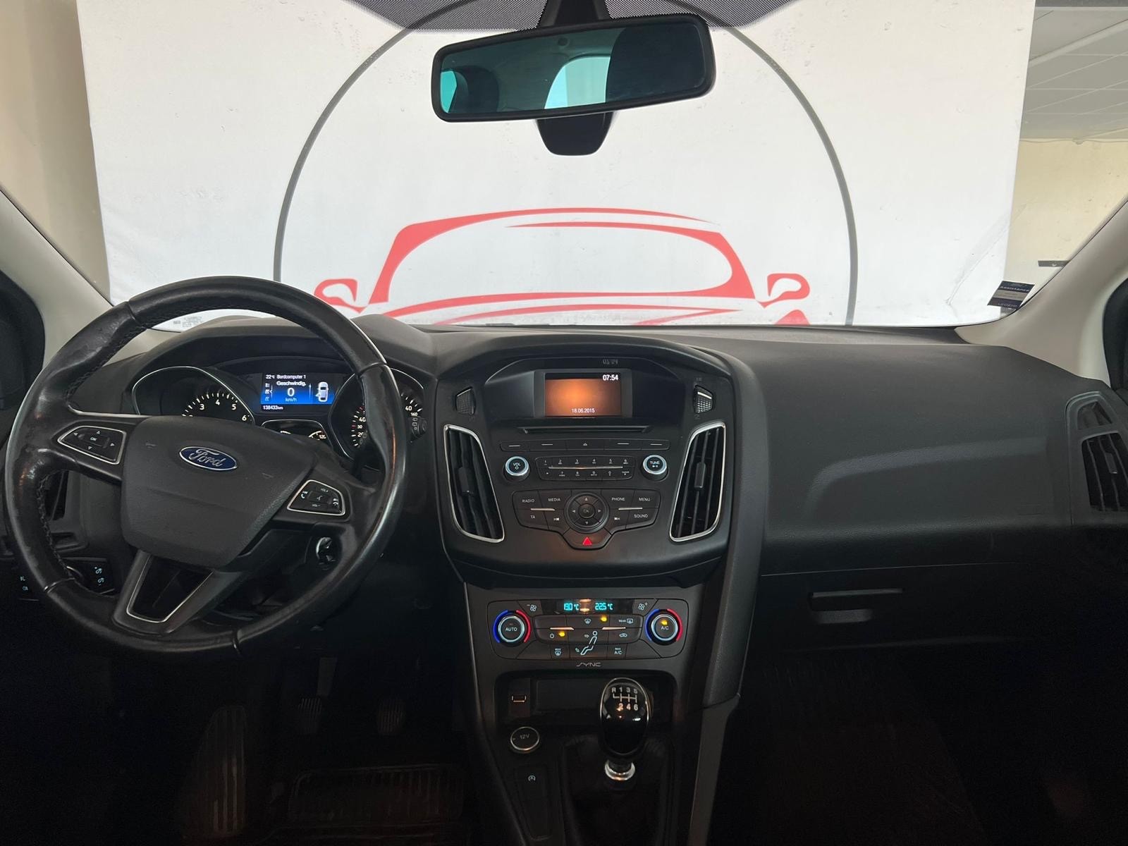 FORD Focus 1.0 SCTi Trend-image-9