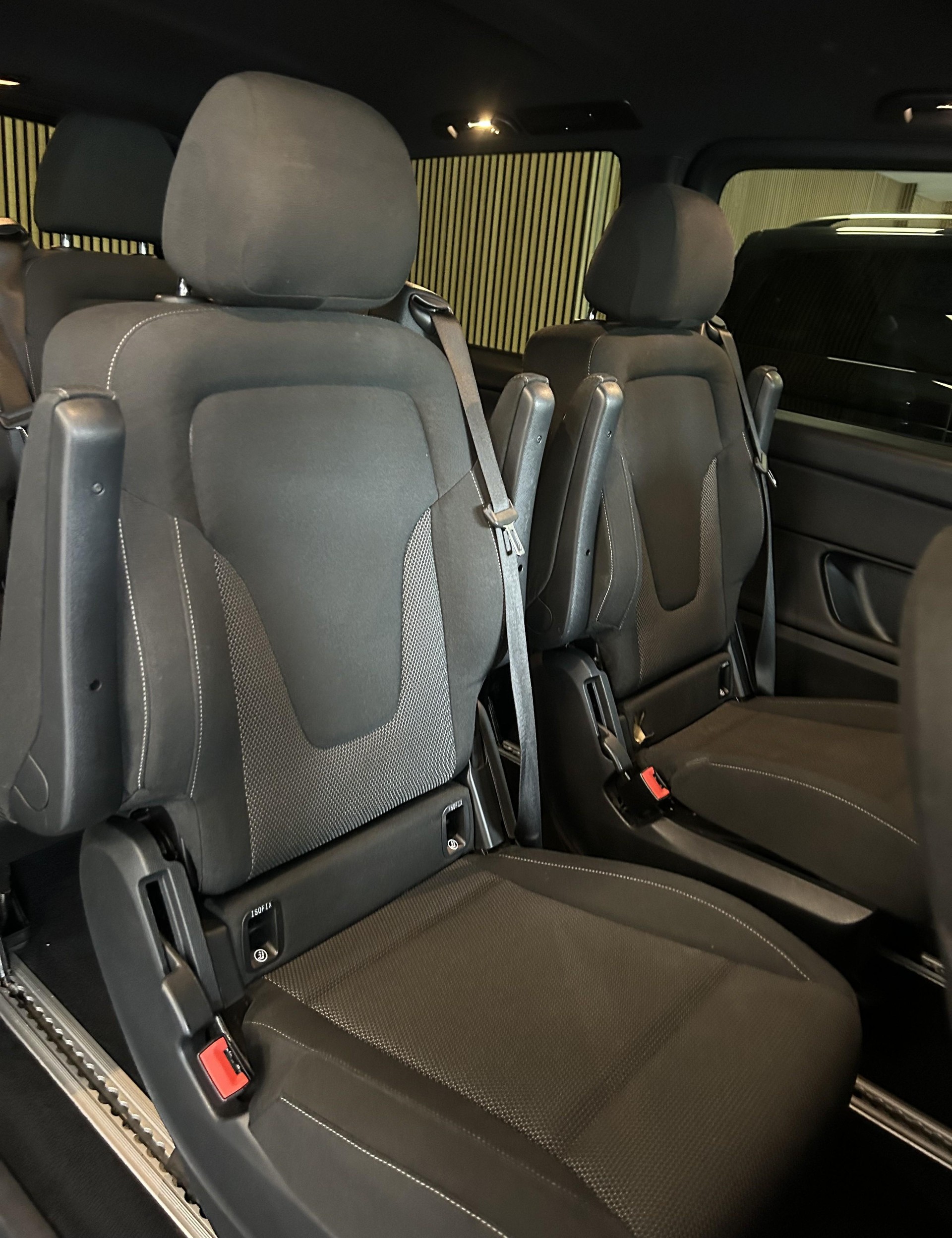 MERCEDES-BENZ V 250 d BlueTec lang 4matic Van 7 PLACES/7PLATZ-image-19