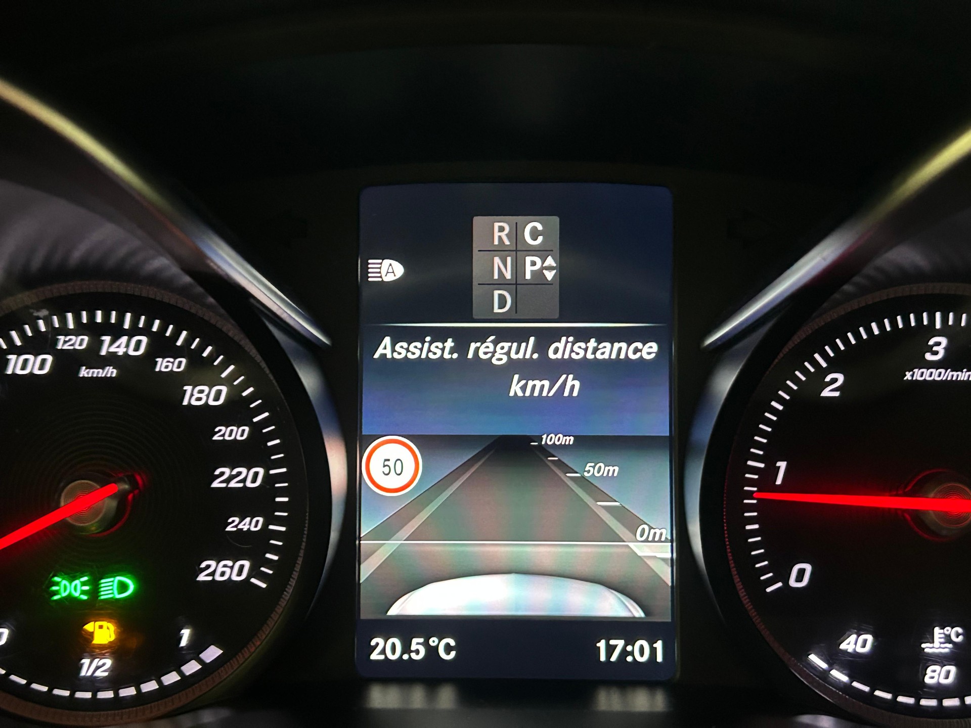 MERCEDES-BENZ V 250 d BlueTec lang 4matic Van 7 PLACES/7PLATZ-image-9