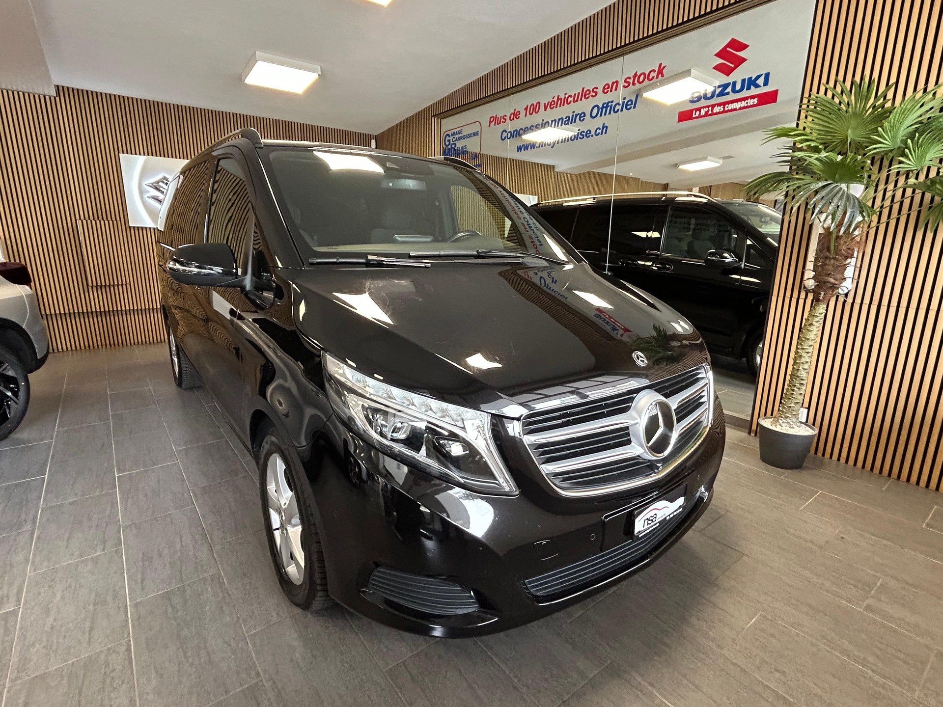 MERCEDES-BENZ V 250 d BlueTec lang 4matic Van 7 PLACES/7PLATZ-image-1