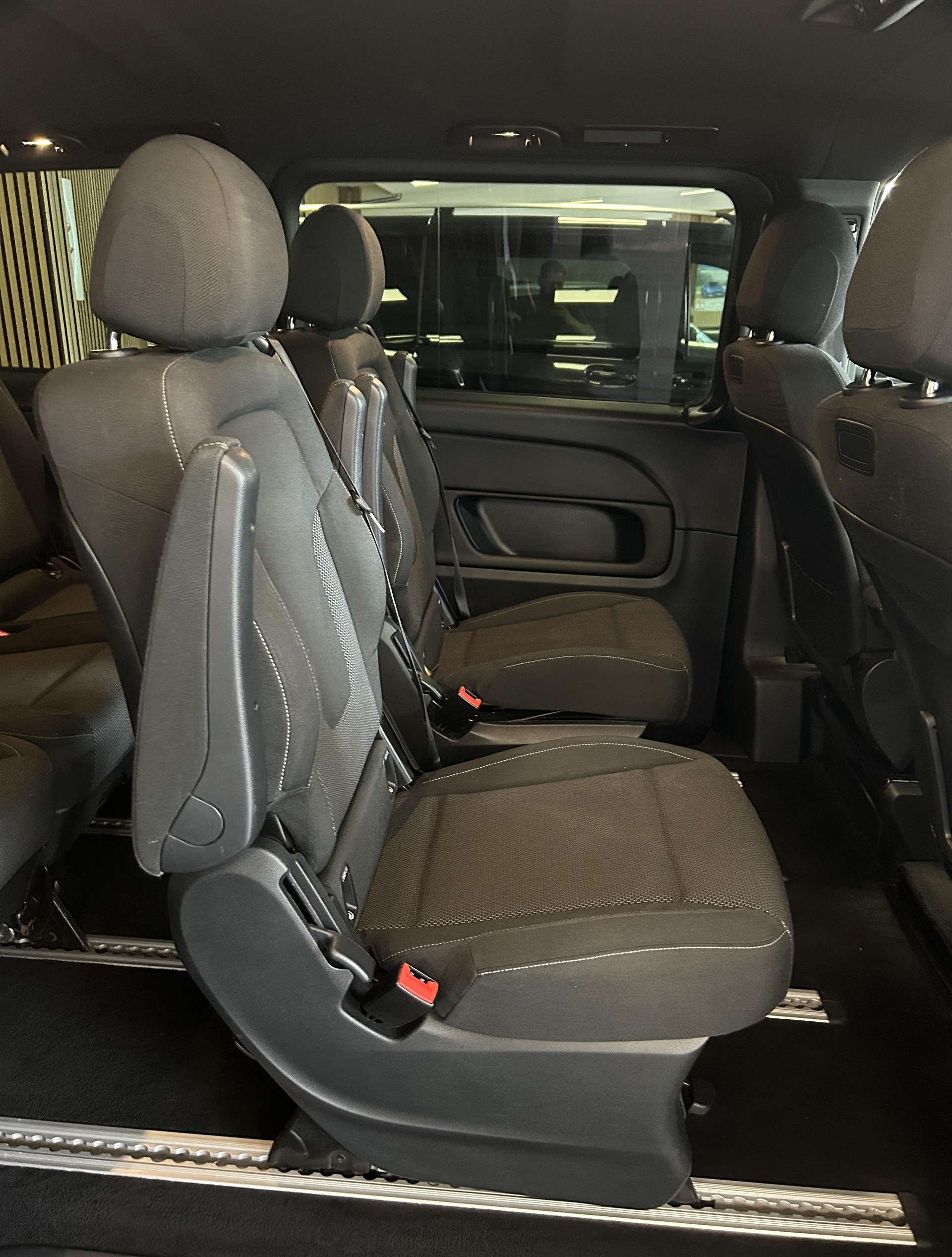 MERCEDES-BENZ V 250 d BlueTec lang 4matic Van 7 PLACES/7PLATZ-image-18