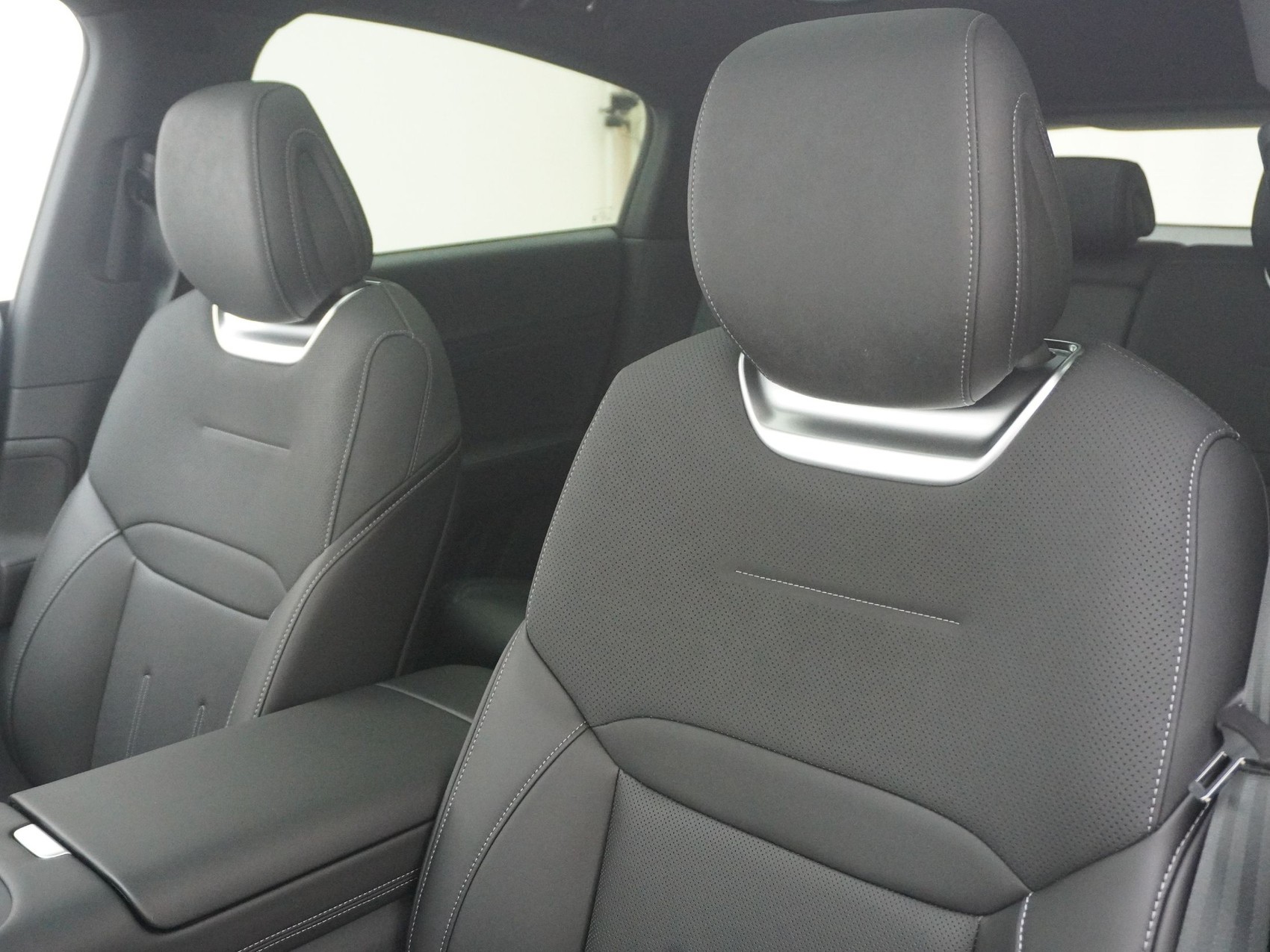 XPENG G6 Performance AWD-image-12