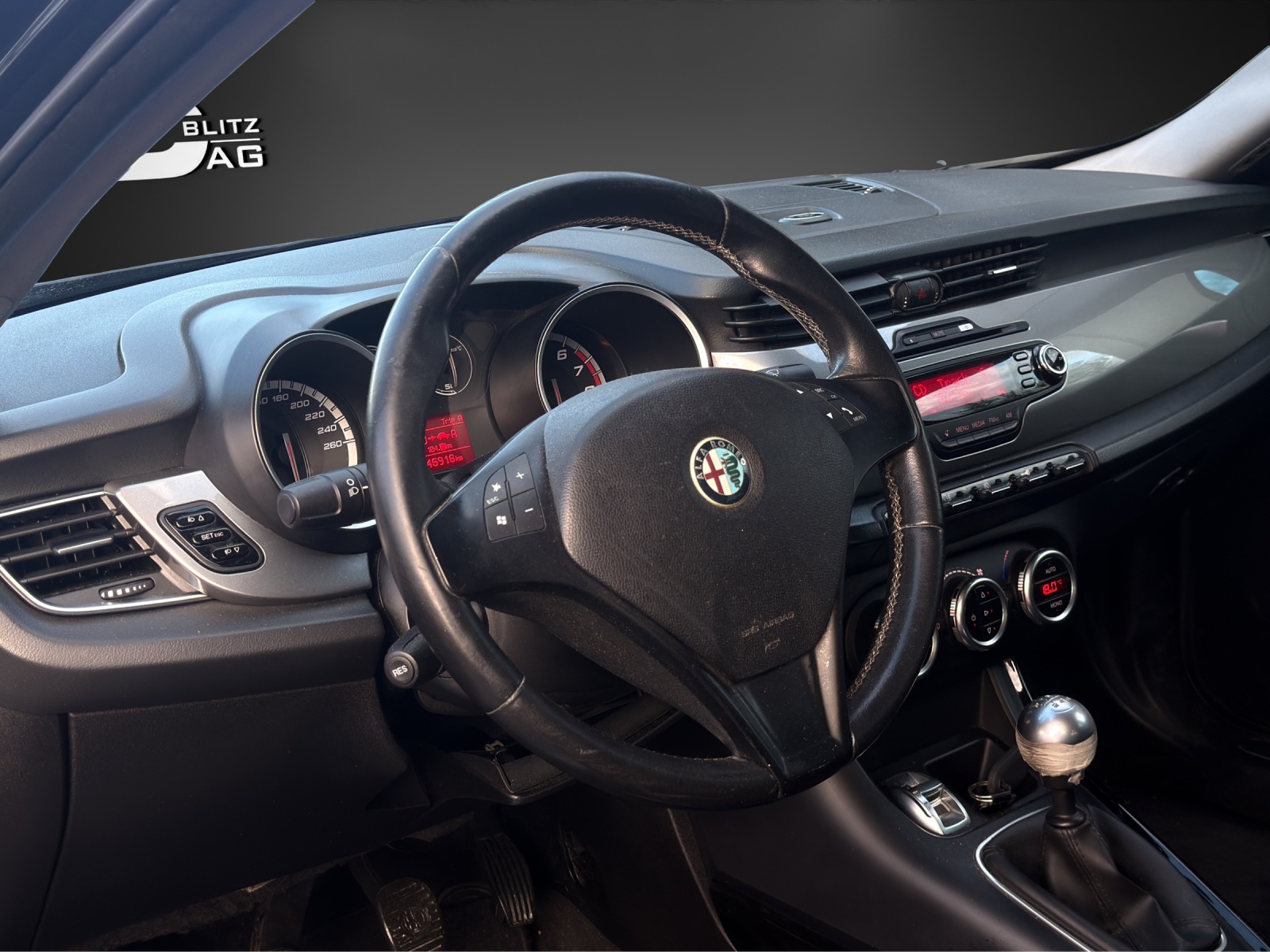 ALFA ROMEO Giulietta 1.4 T Distinctive-image-7