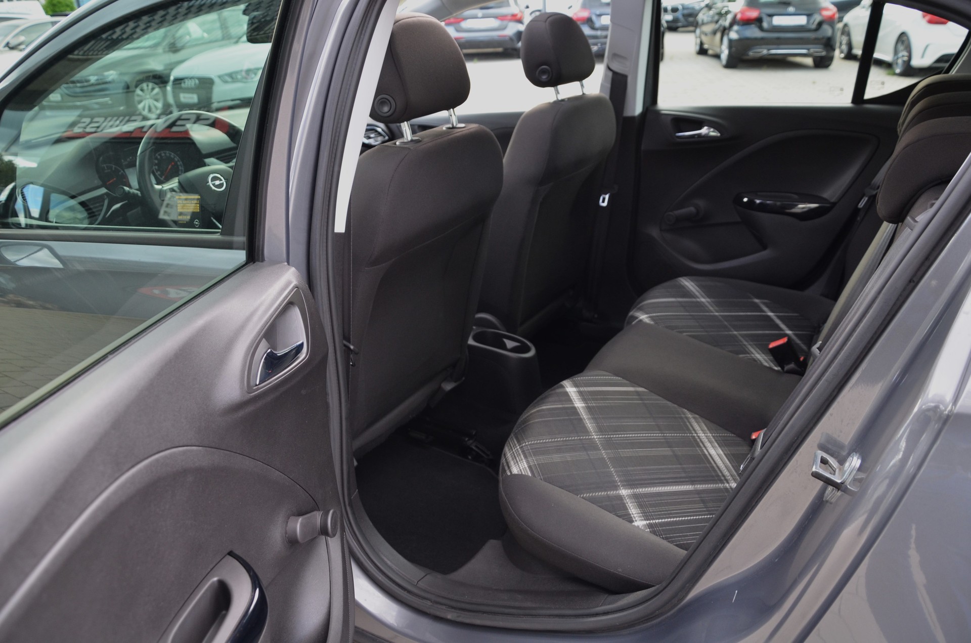 OPEL Corsa 1.4 TP Color Edition Automatic*Frisch ab MFK,1 Jahr oder 20'000km Garantie*-image-10