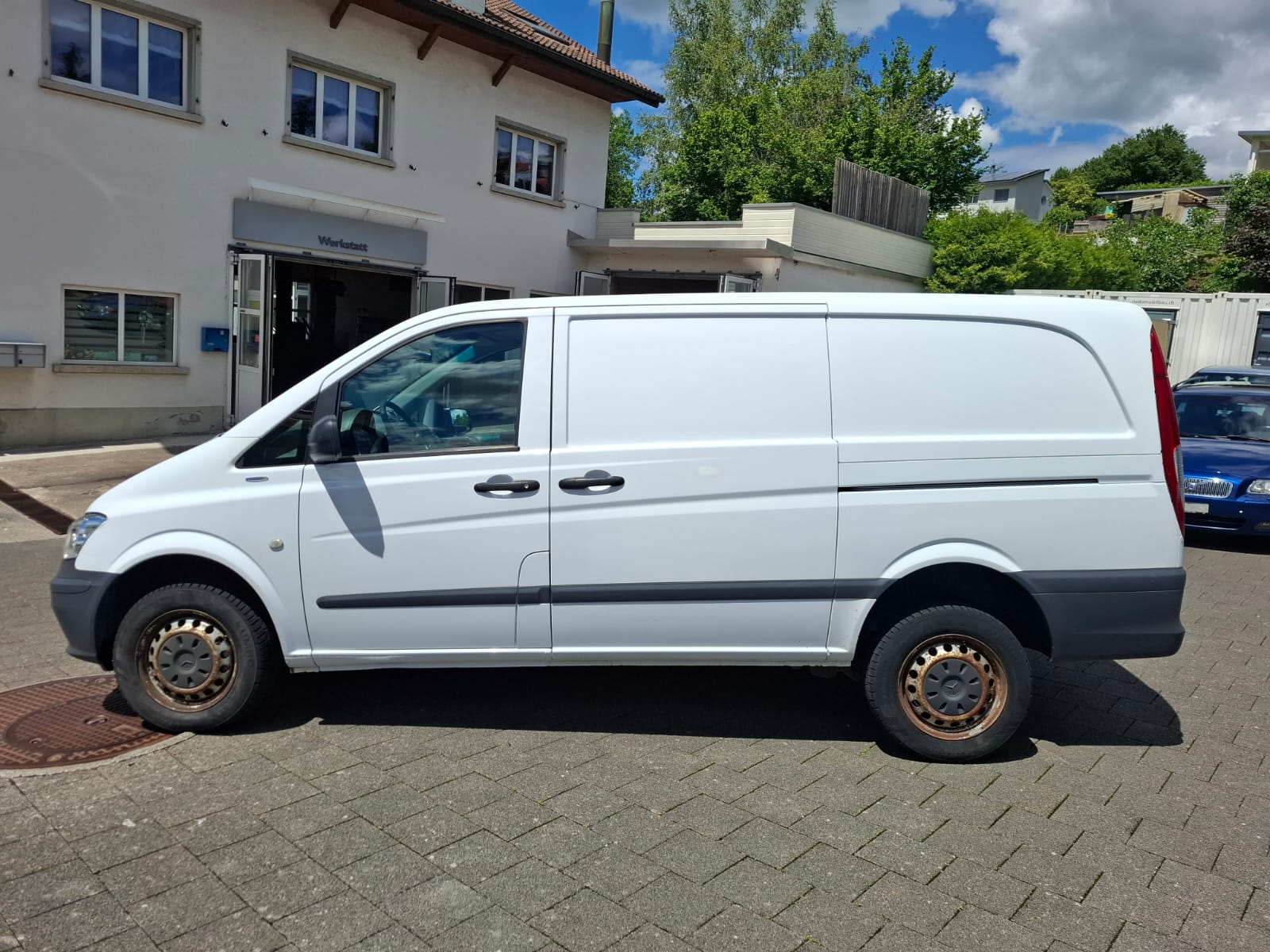MERCEDES-BENZ Vito 113 CDI Blue Efficiency 4Matic A-image-10