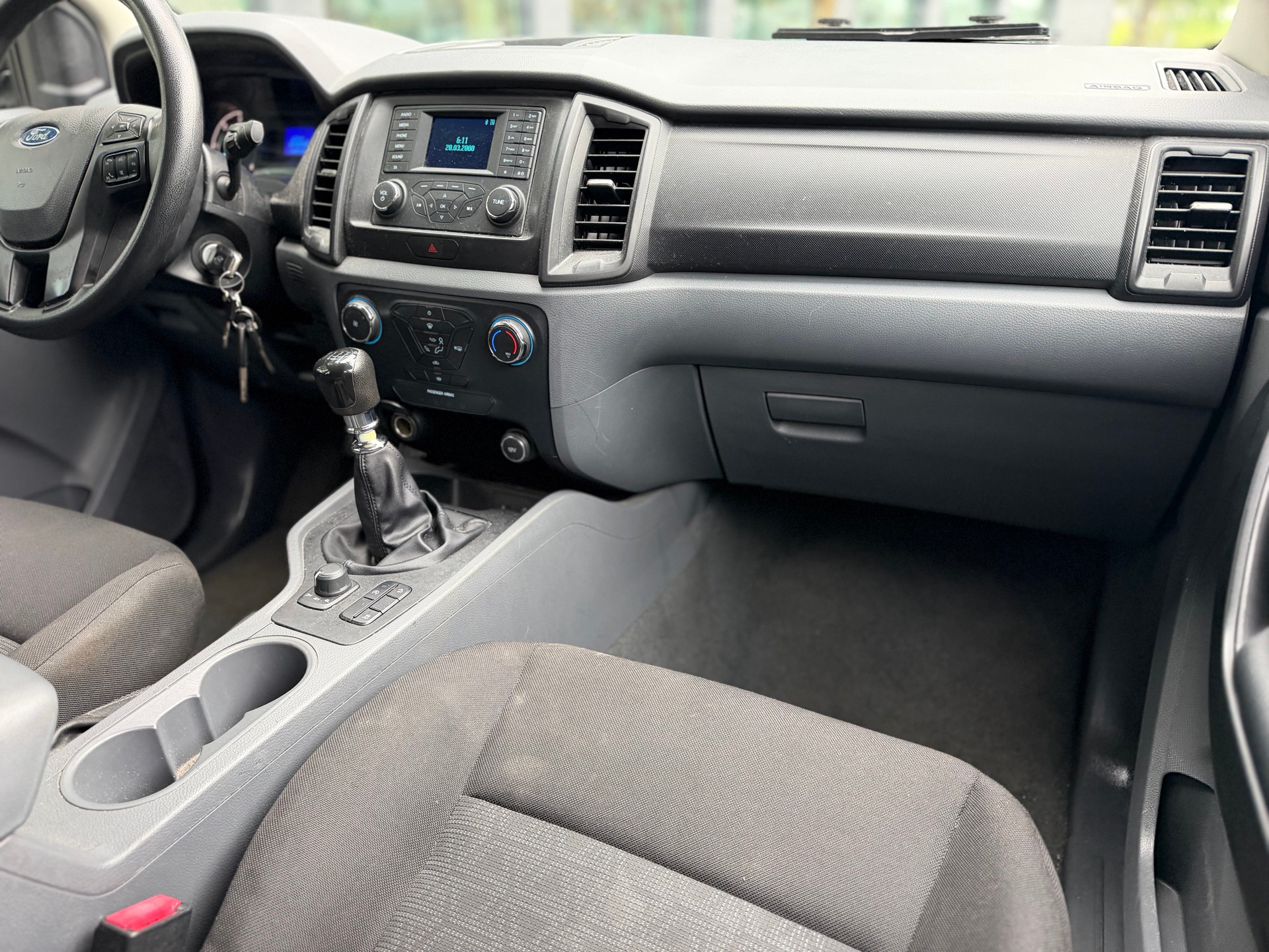 FORD Ranger XL 2.2 TDCi 4x4-image-11