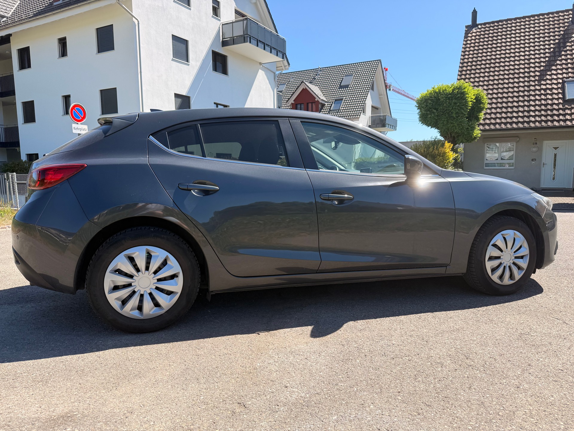 MAZDA SKYACTIV-D 105-image-1