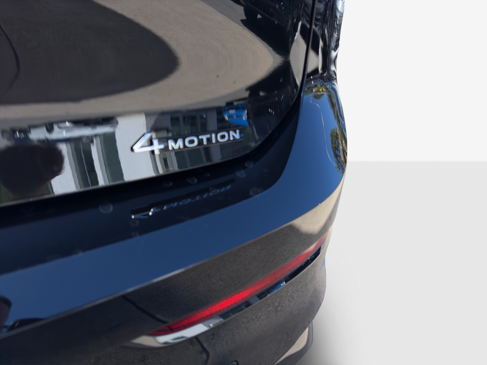 VW Golf 2.0 TSI R-Line DSG 4 Motion-image-13