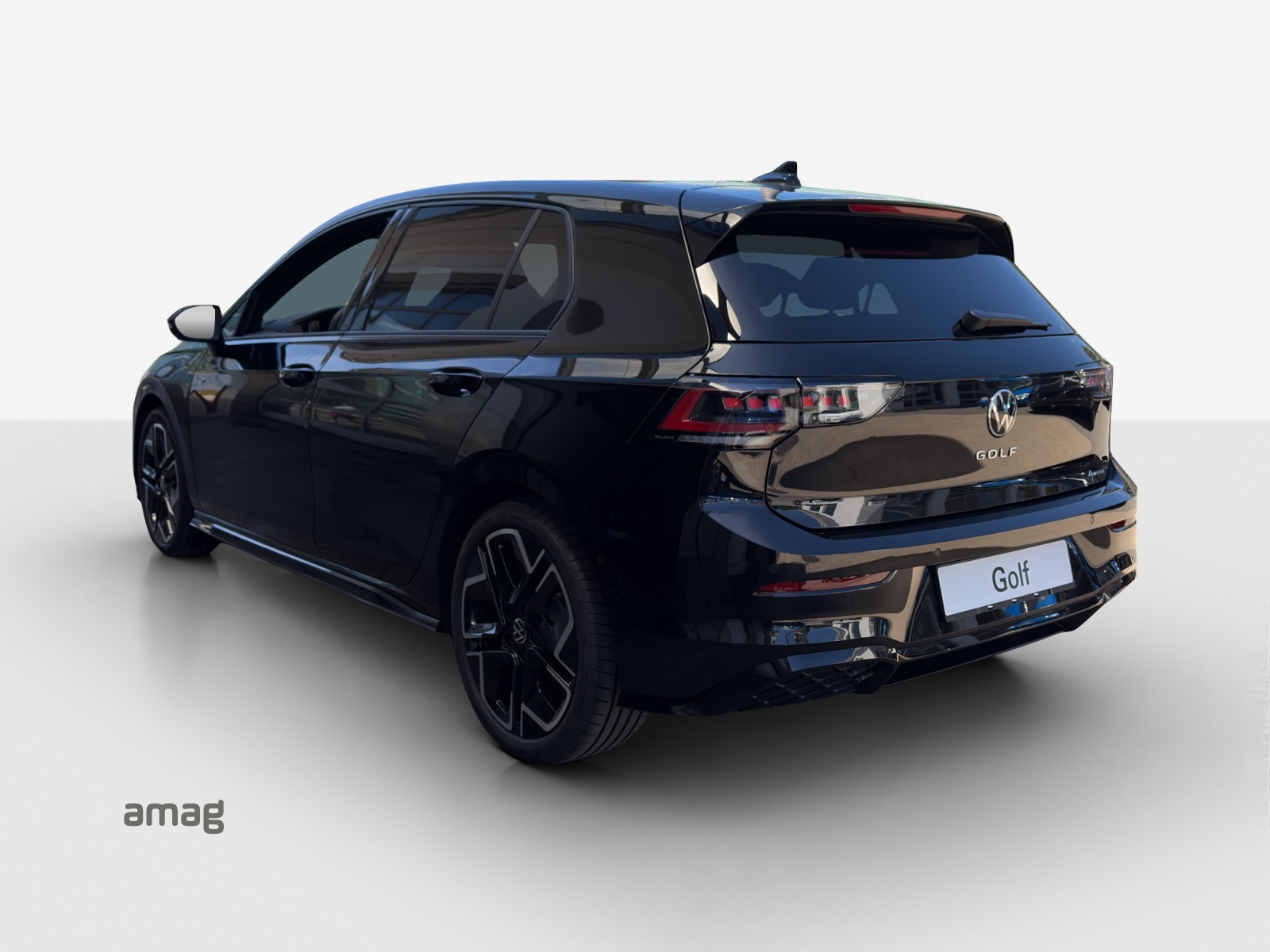 VW Golf 2.0 TSI R-Line DSG 4 Motion-showroom-element-2