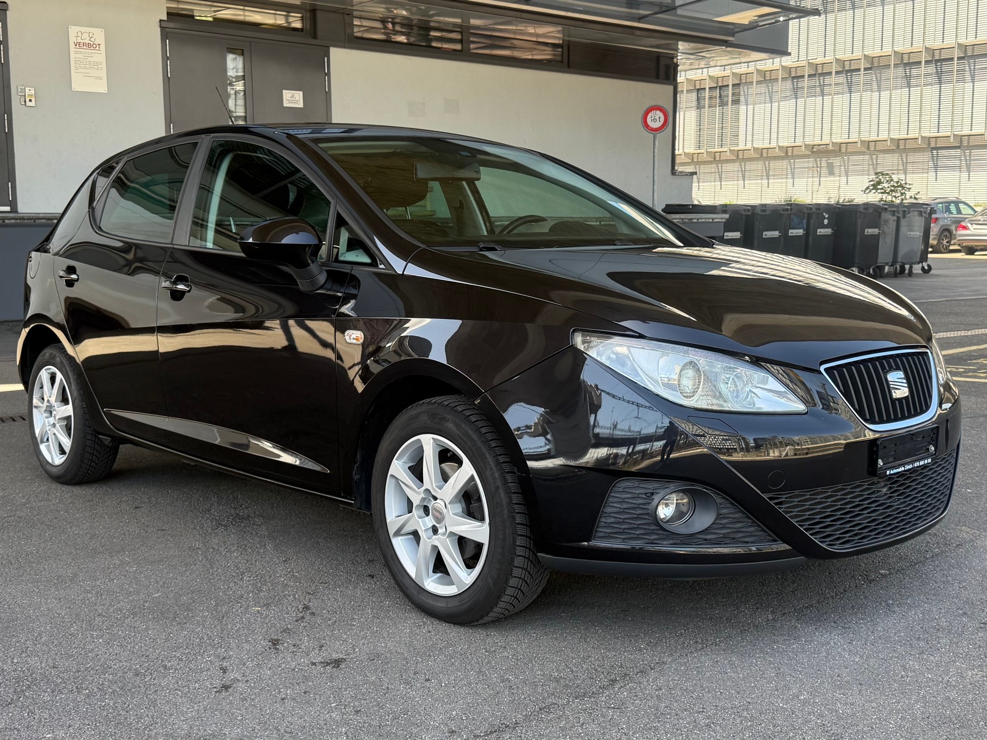 SEAT Ibiza 1.6 Style DSG-image-0