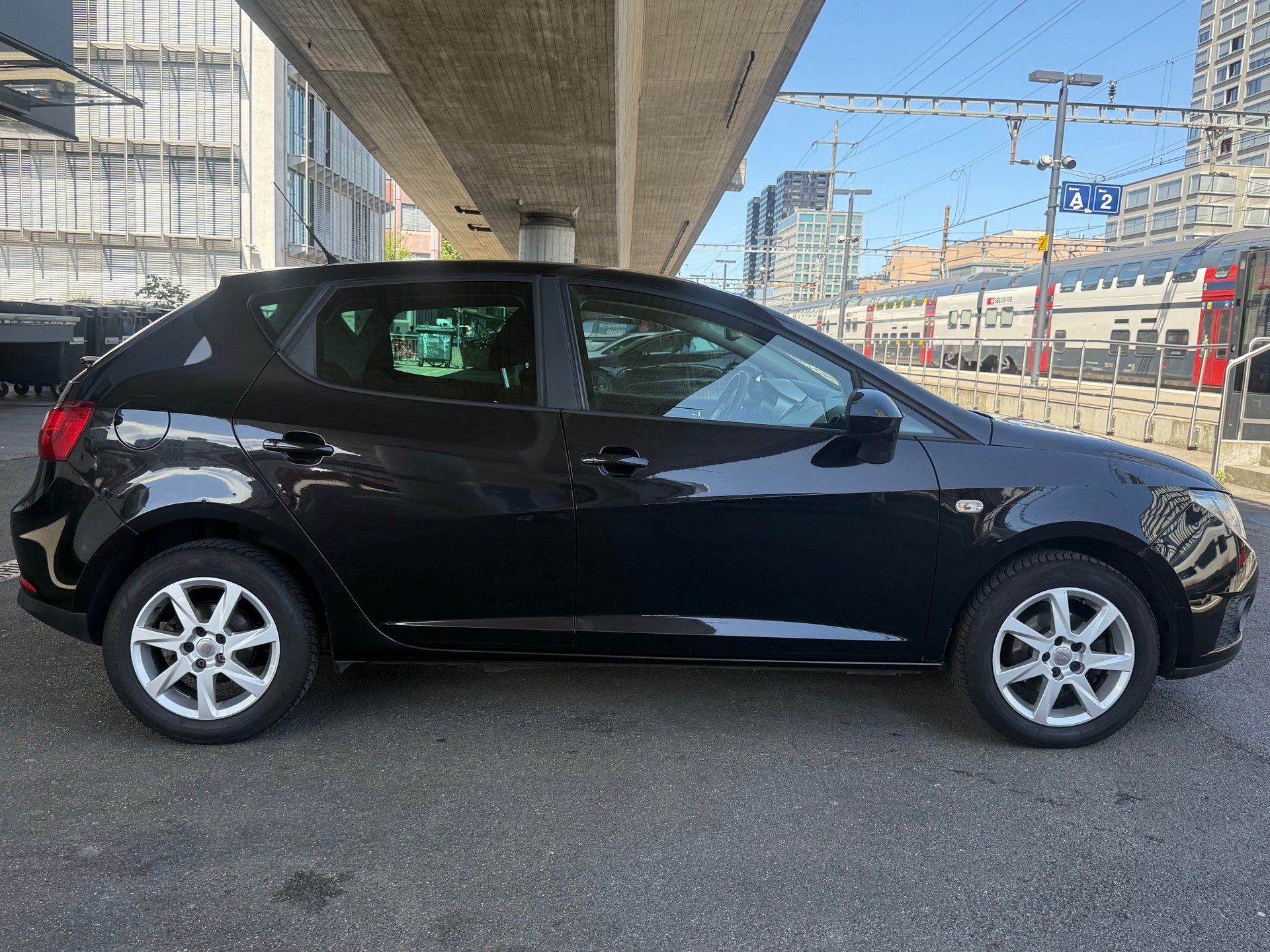 SEAT Ibiza 1.6 Style DSG-image-3