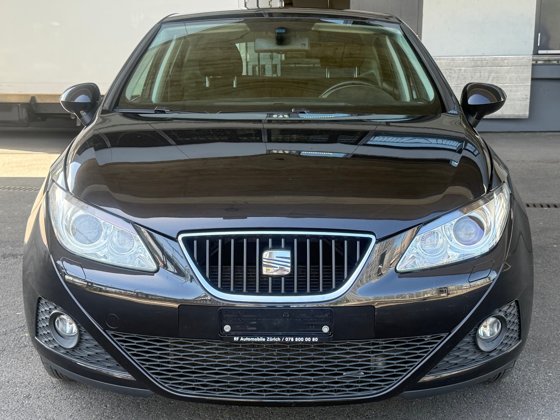 SEAT Ibiza 1.6 Style DSG-image-1