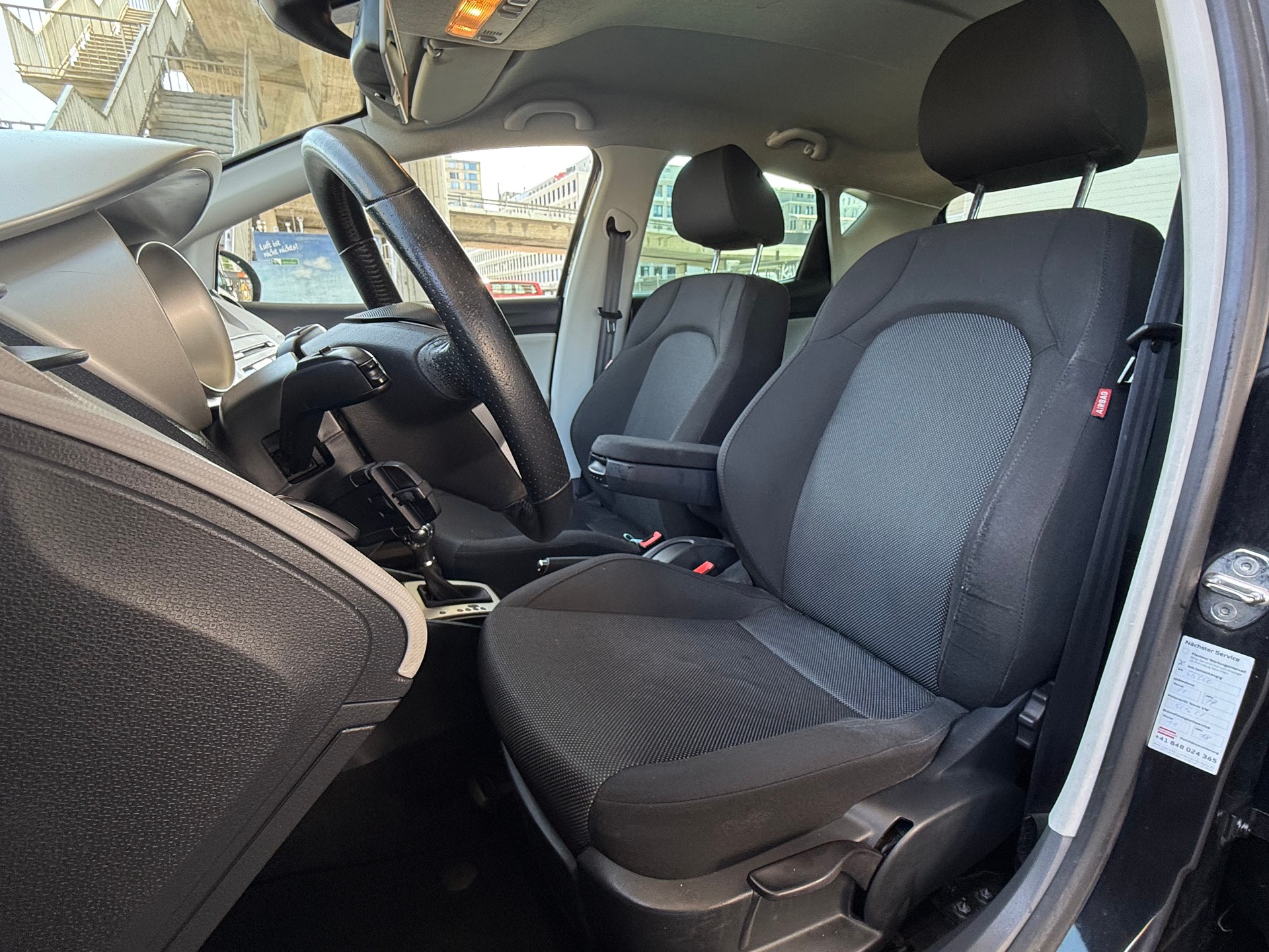 SEAT Ibiza 1.6 Style DSG-image-10