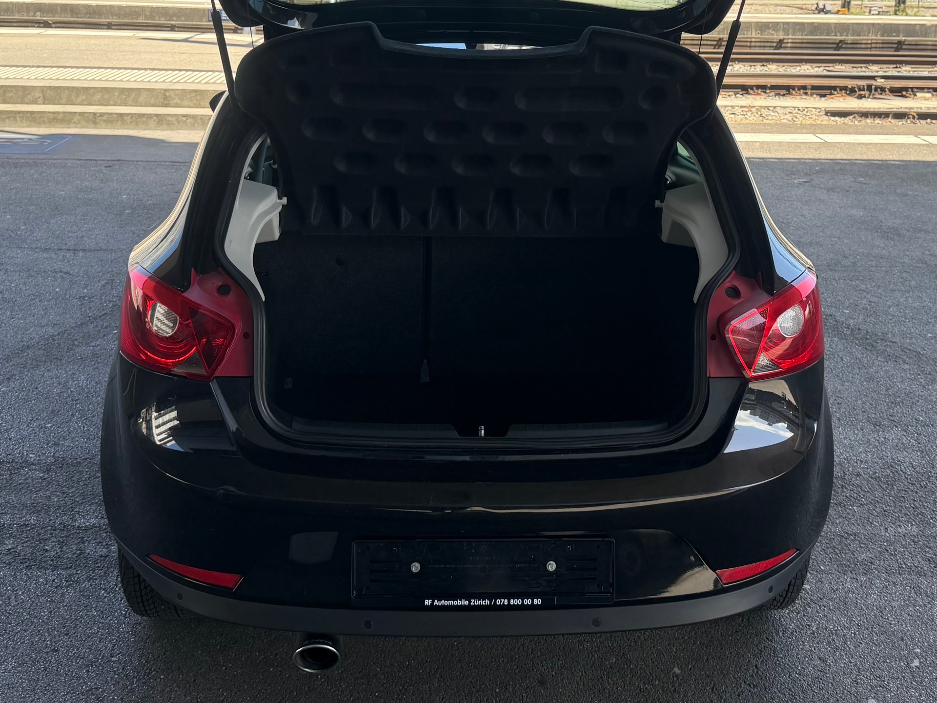 SEAT Ibiza 1.6 Style DSG-image-7
