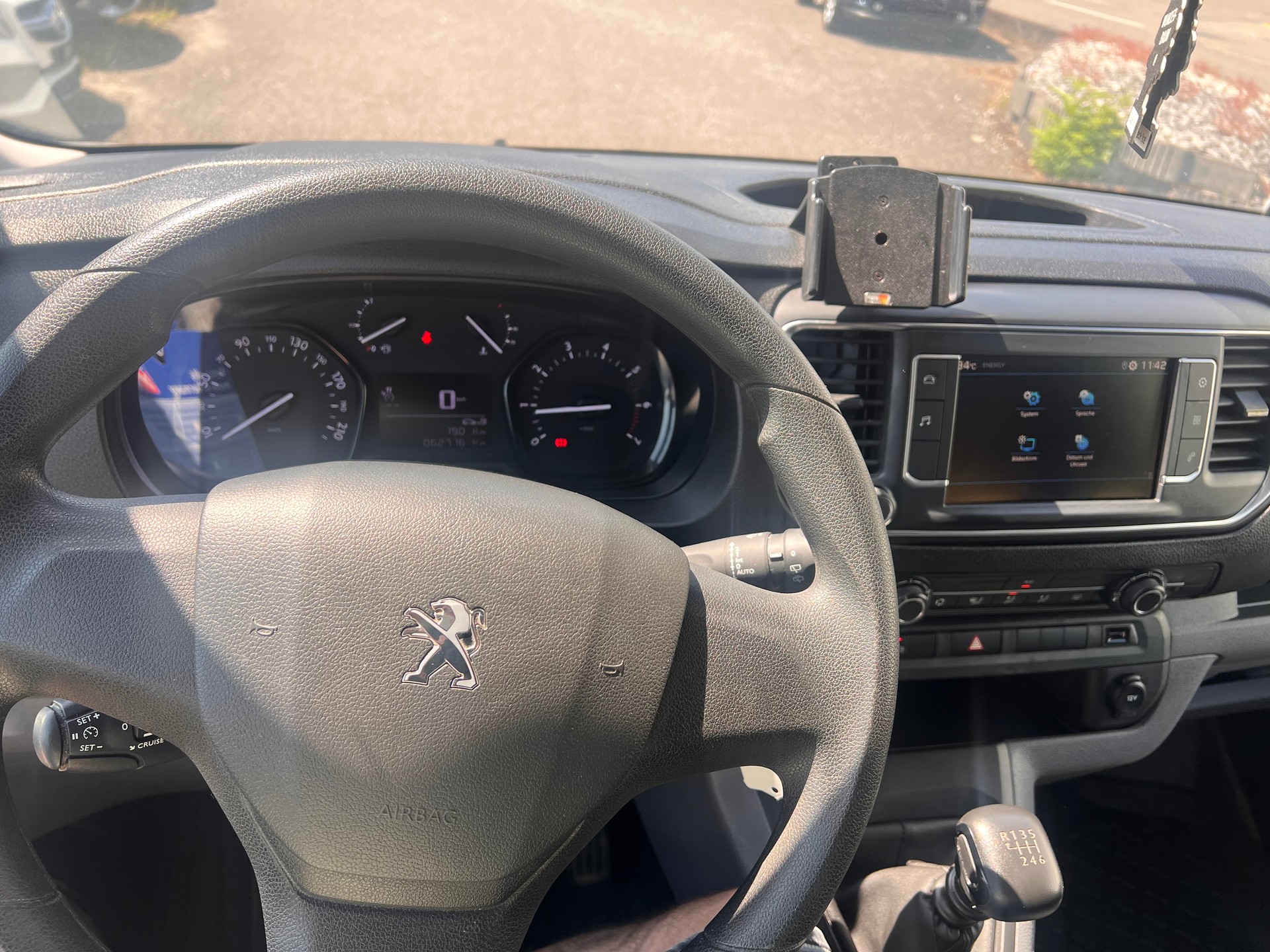 PEUGEOT Expert 1.5 BlueHDi 120 S&S Premium Standard-image-9